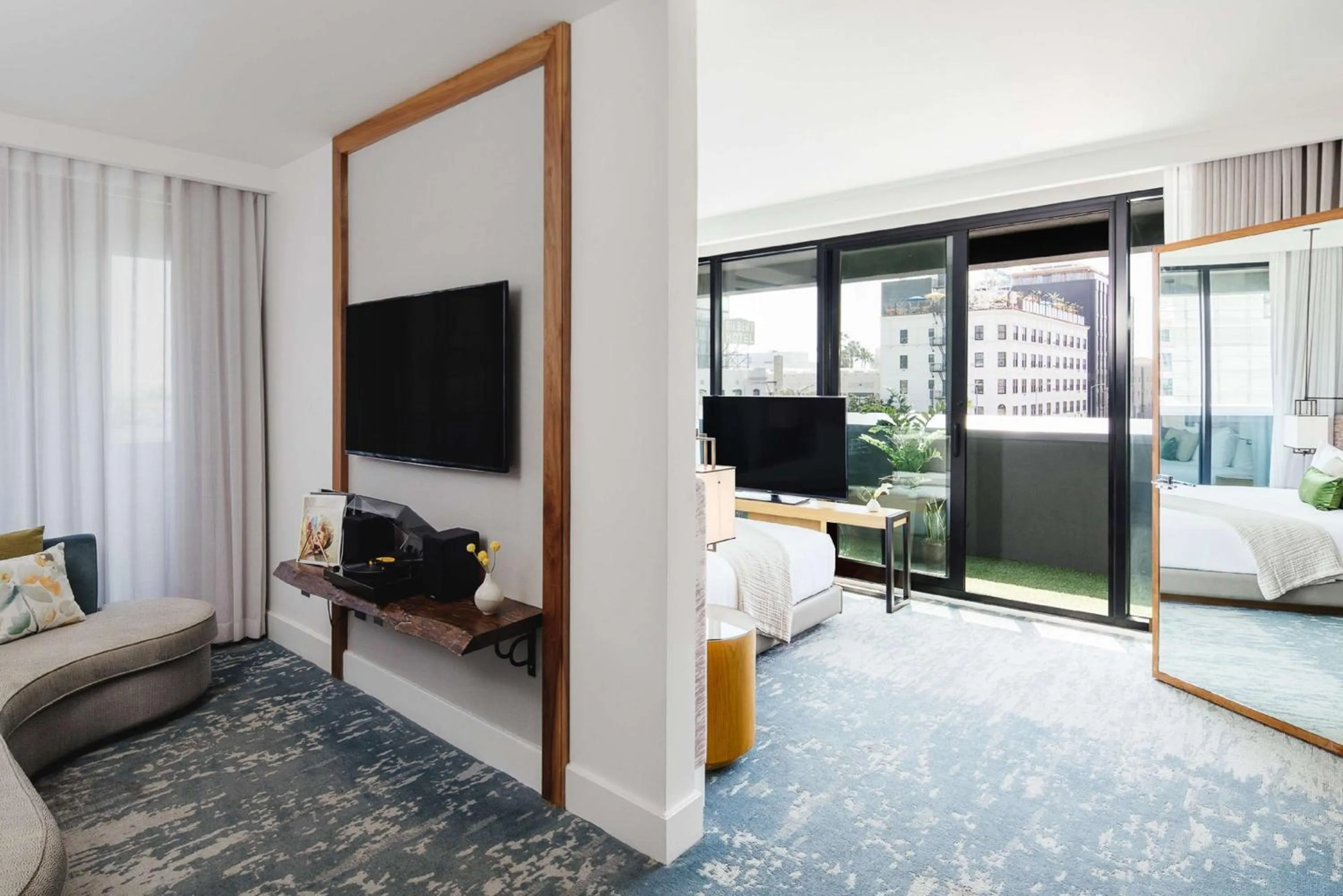 Photo of the whole room, Bed in Dream Hollywood, by Hyatt