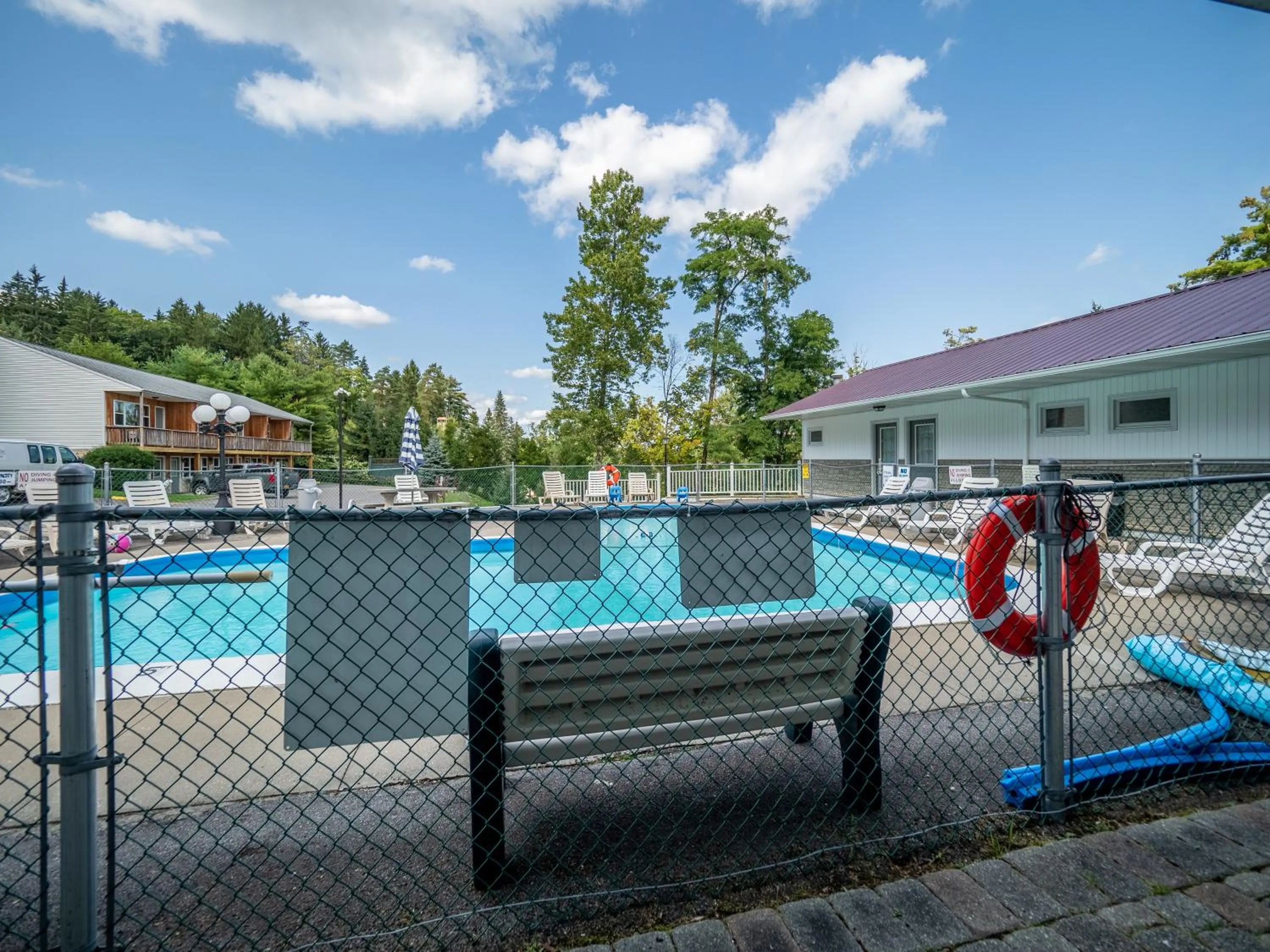 Pool view in Lake 'N Pines Motel