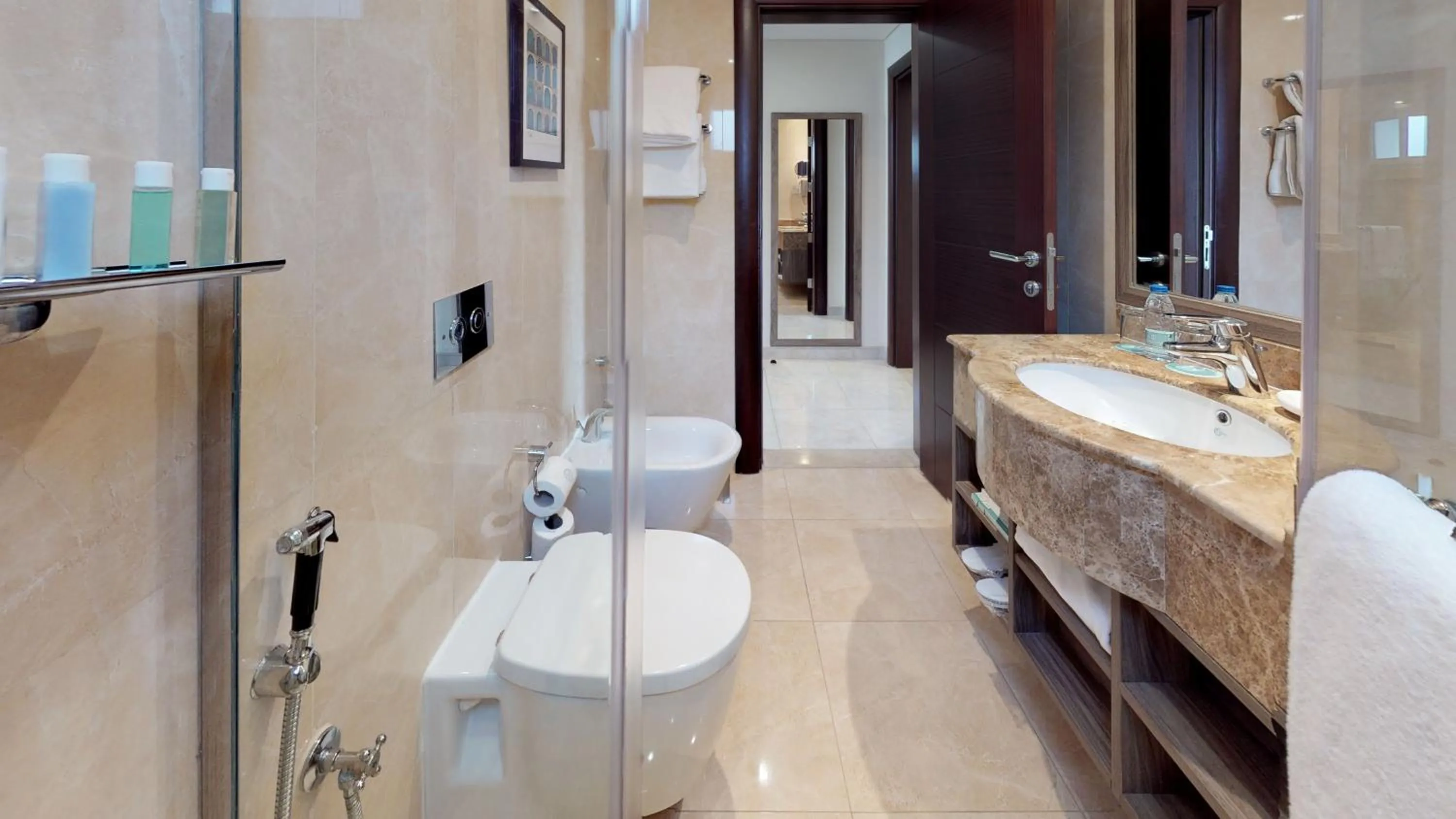 Bathroom in Simaisma A Murwab Resort