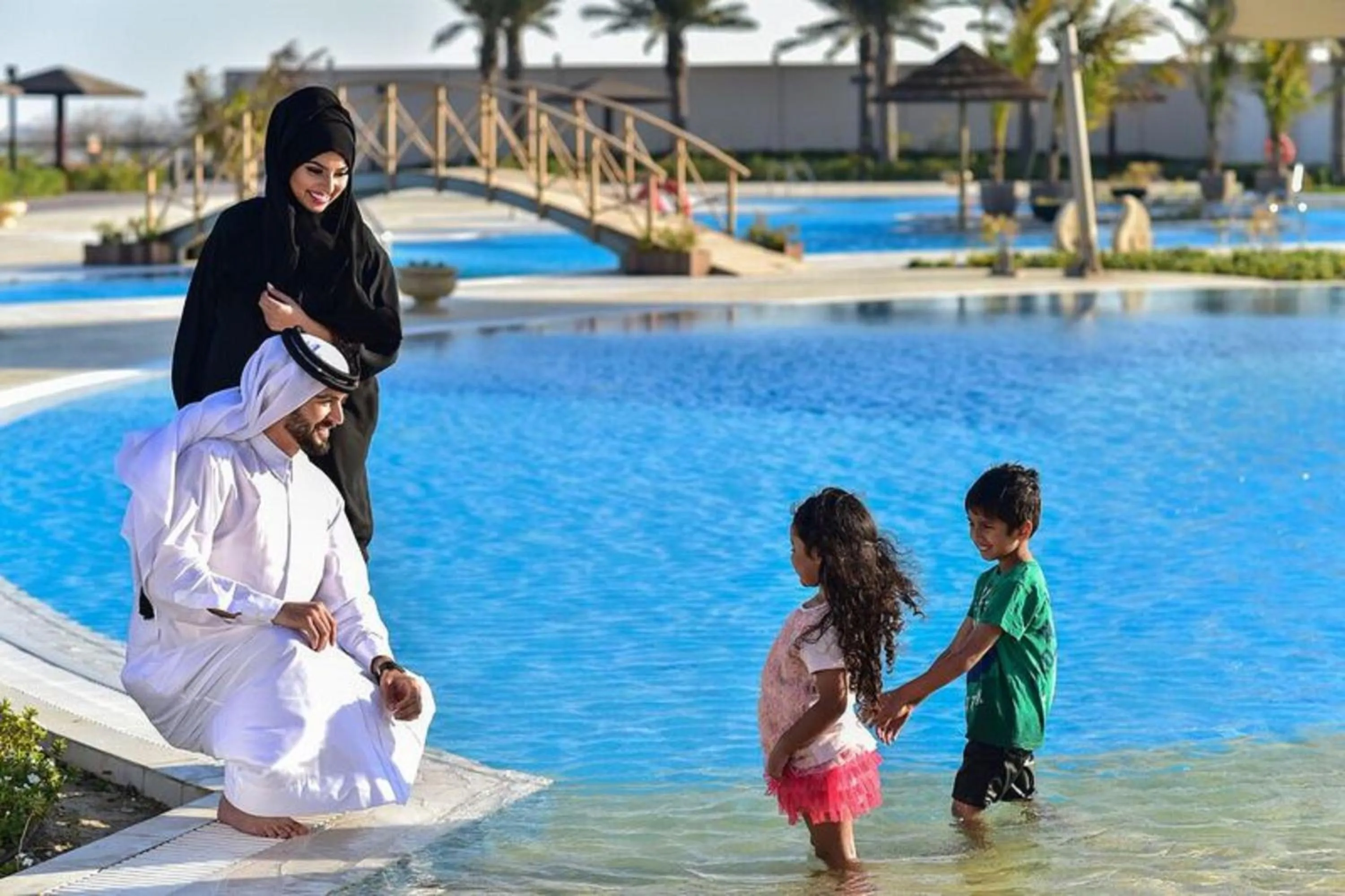 Family in Simaisma A Murwab Resort