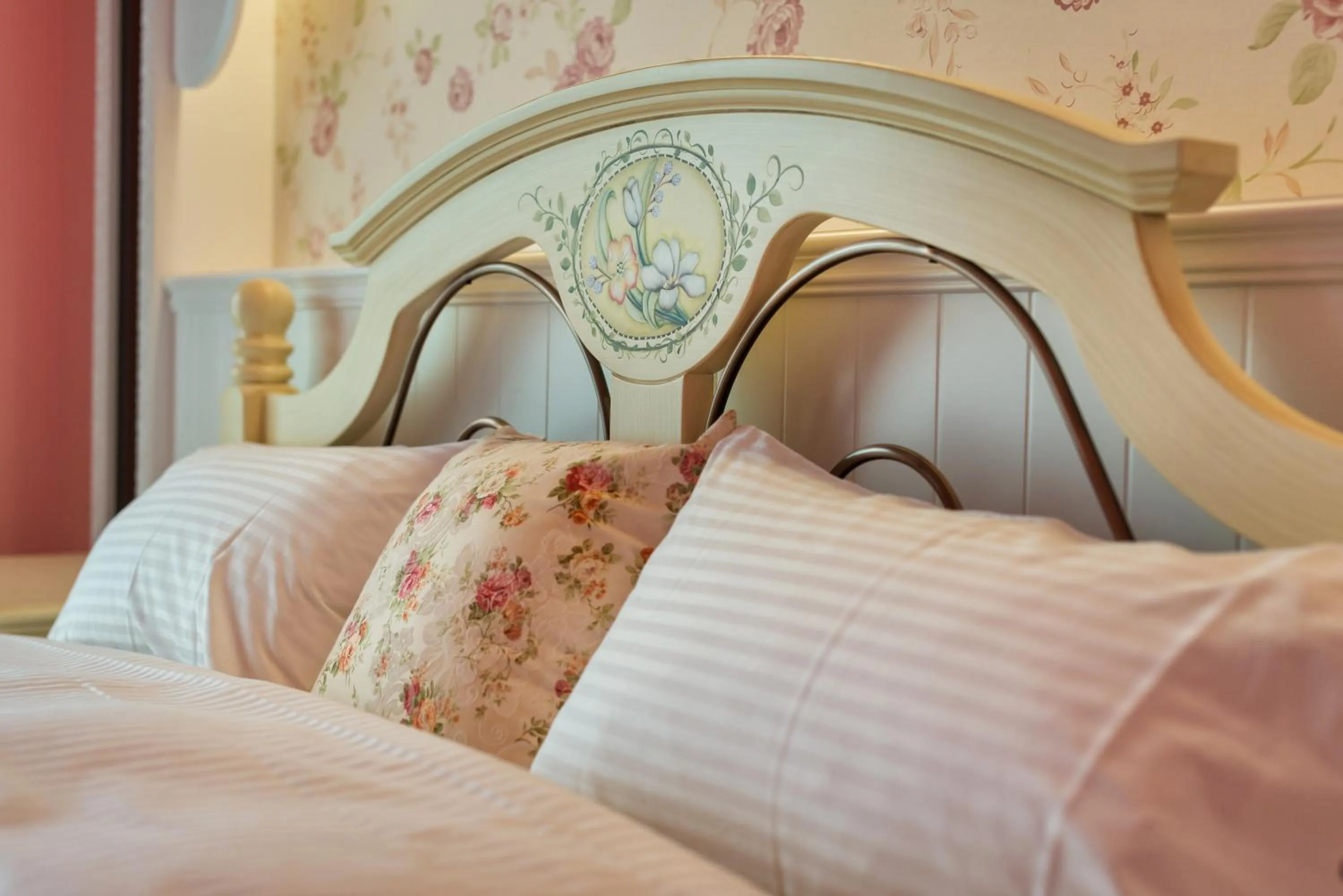 Decorative detail, Bed in 伊笛幔休閒民宿 電梯民宿 車位需預約