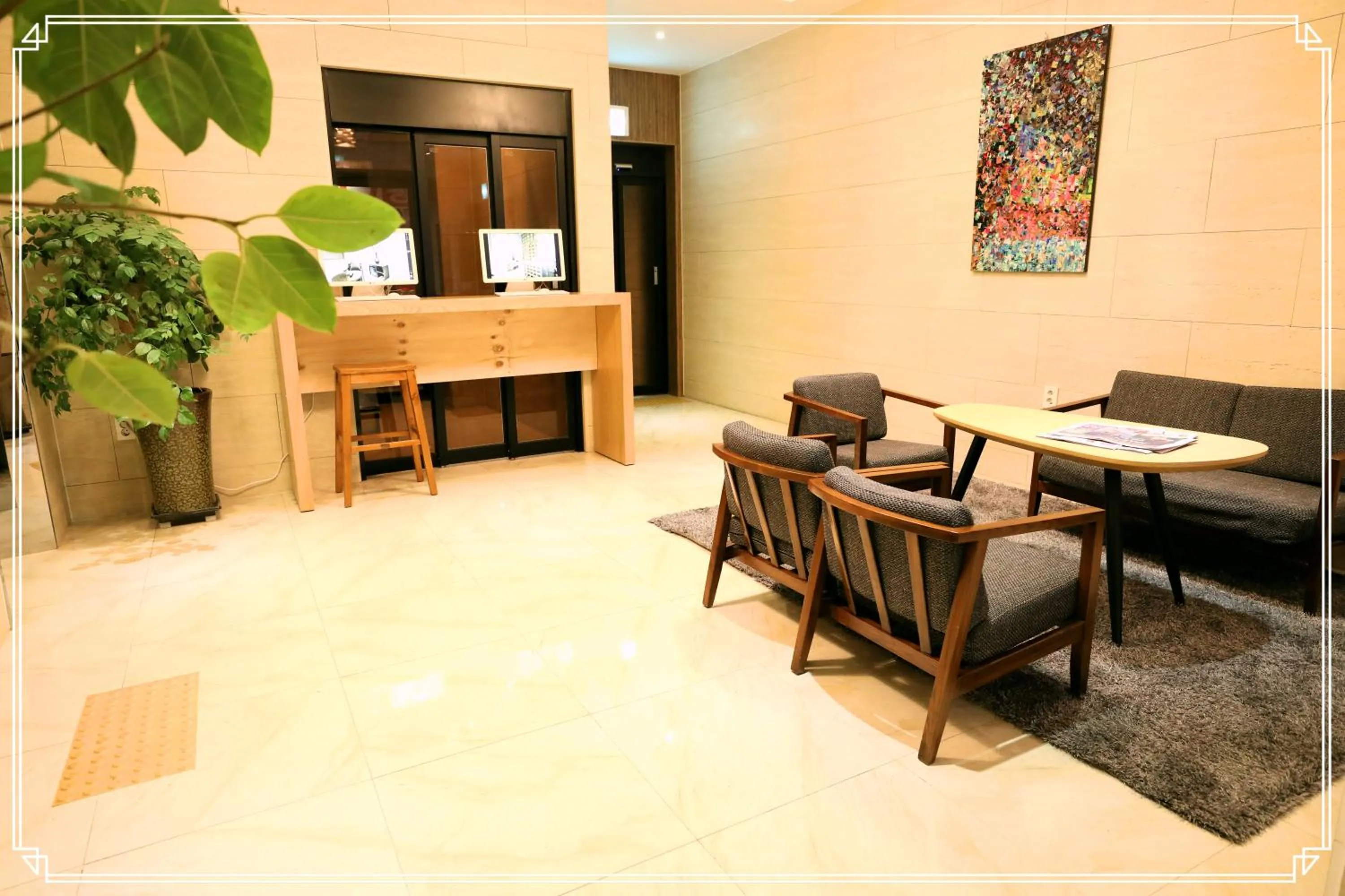 Area and facilities in TRT Hotel