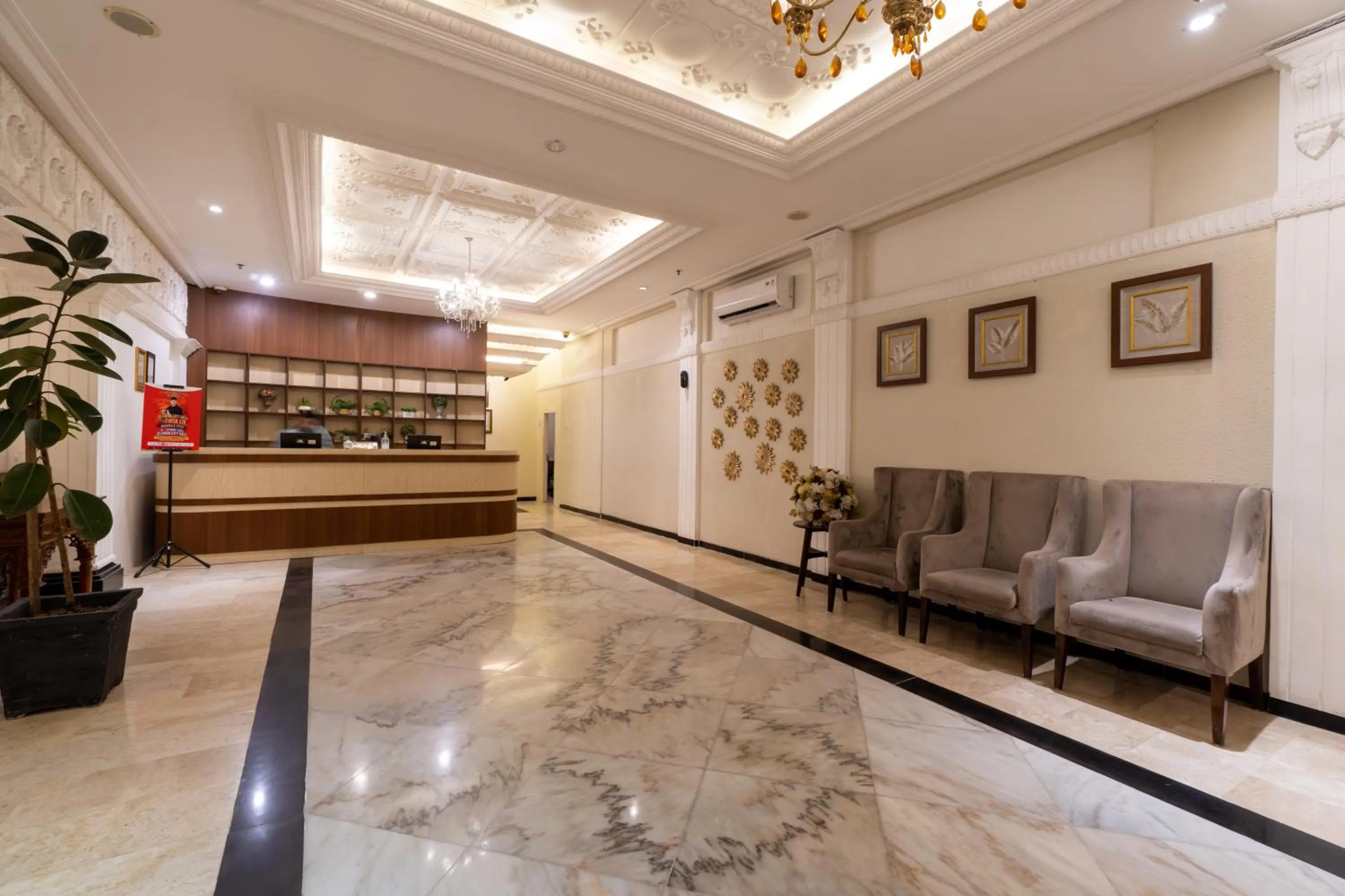 Lobby or reception in d'Salvatore Boutique Hotel Yogyakarta
