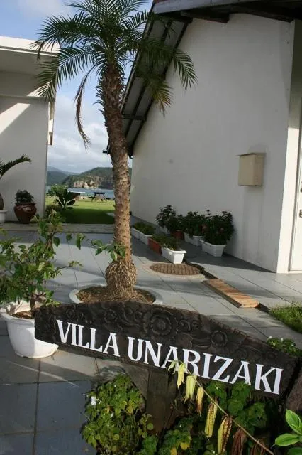 Property building in Villa Unarizaki