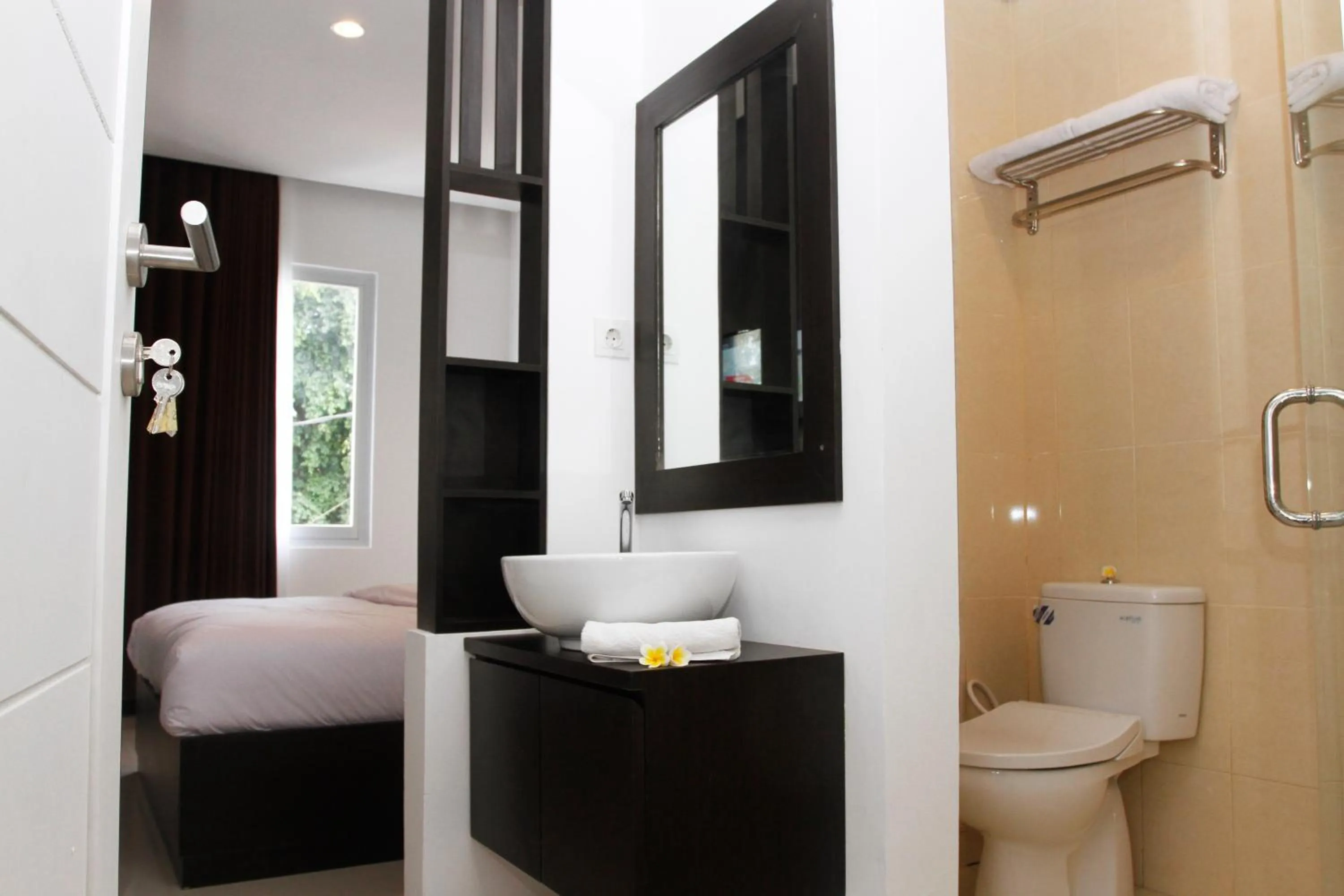 Bathroom in Lowcost Bed & Breakfast