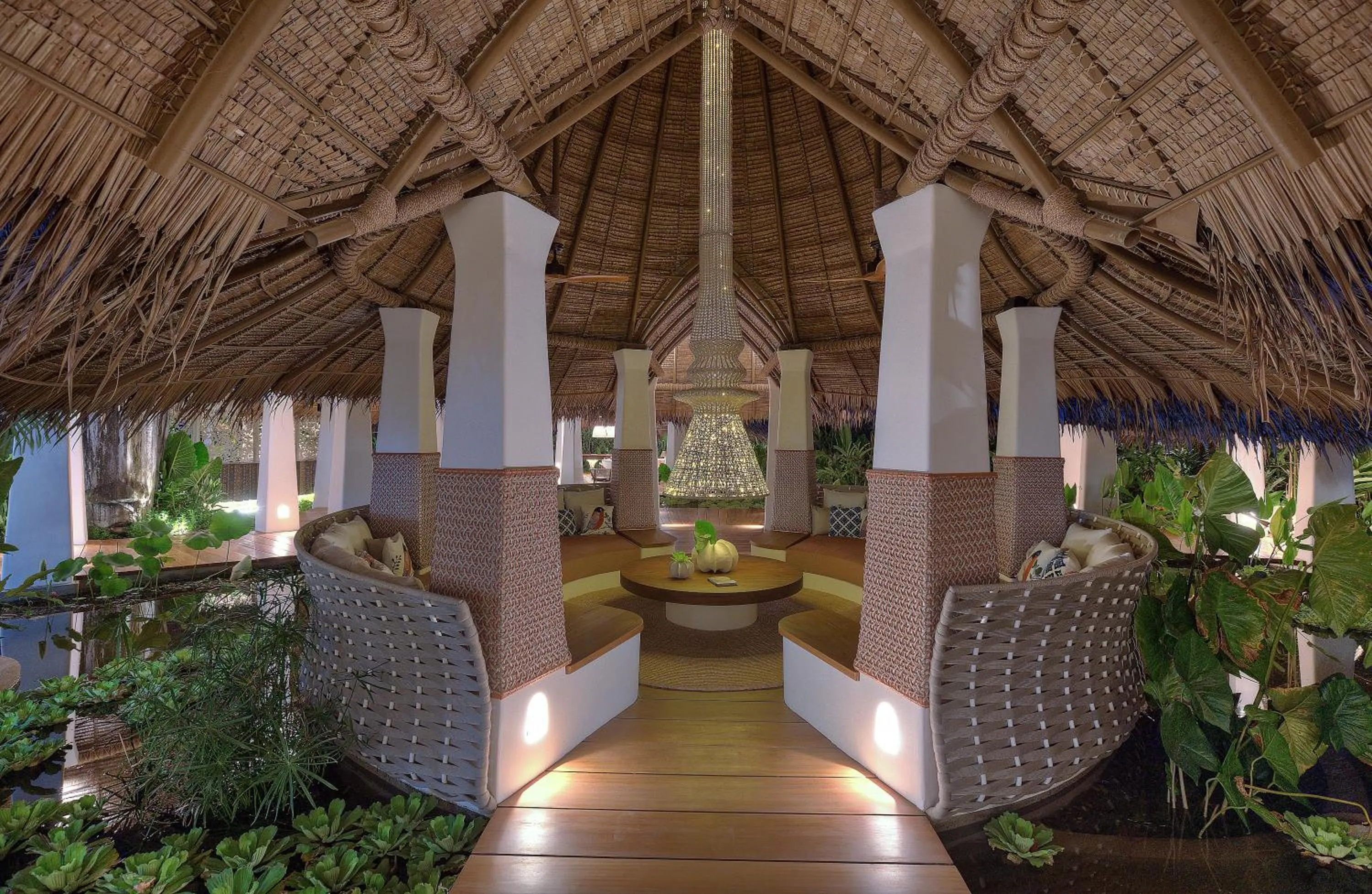 Communal lounge/ TV room in Nay Palad Hideaway - All Inclusive Stay