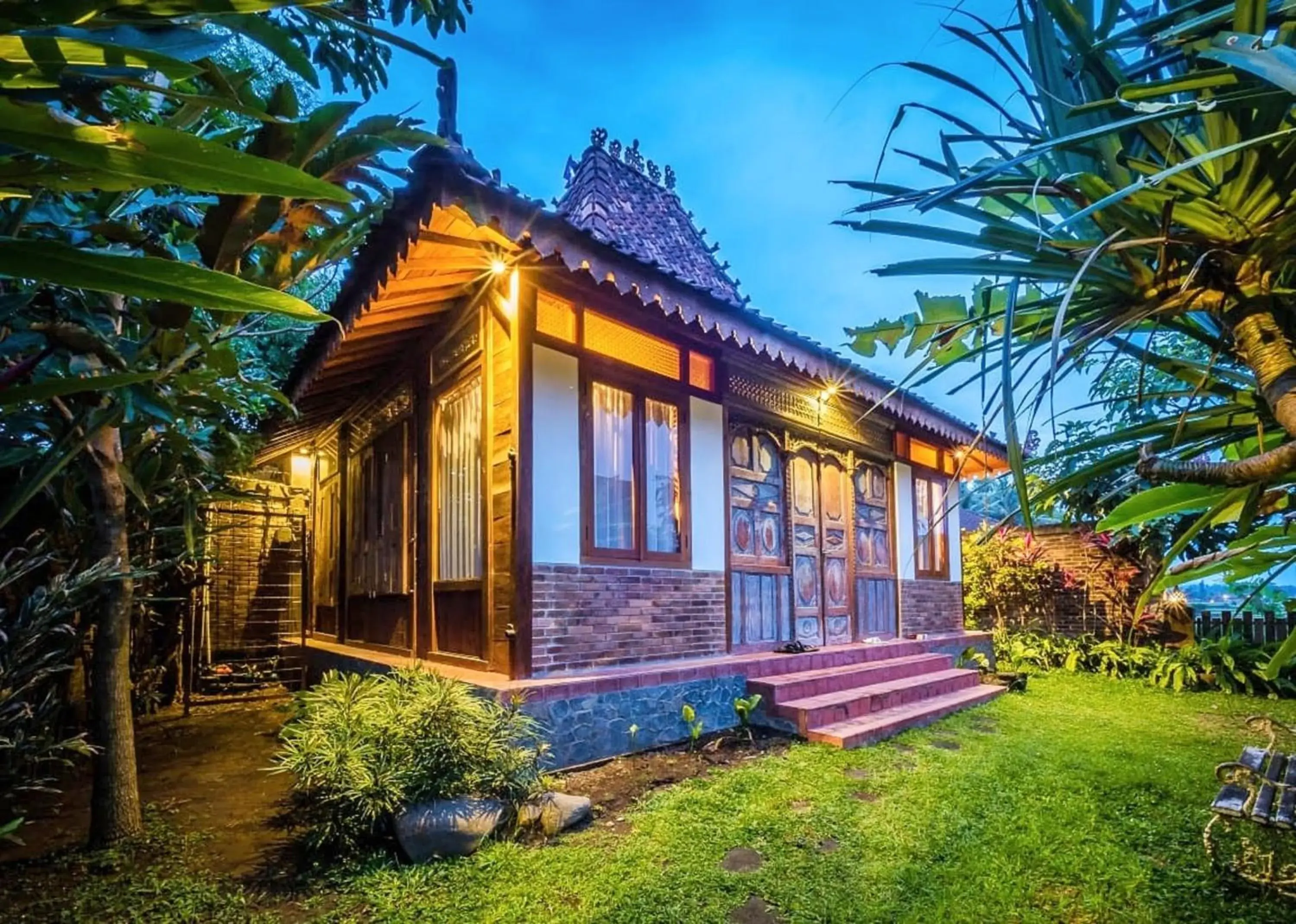 Junior Suite with Garden View in The Amrta Borobudur Junior Suite with Garden View in The Amrta Borobudur