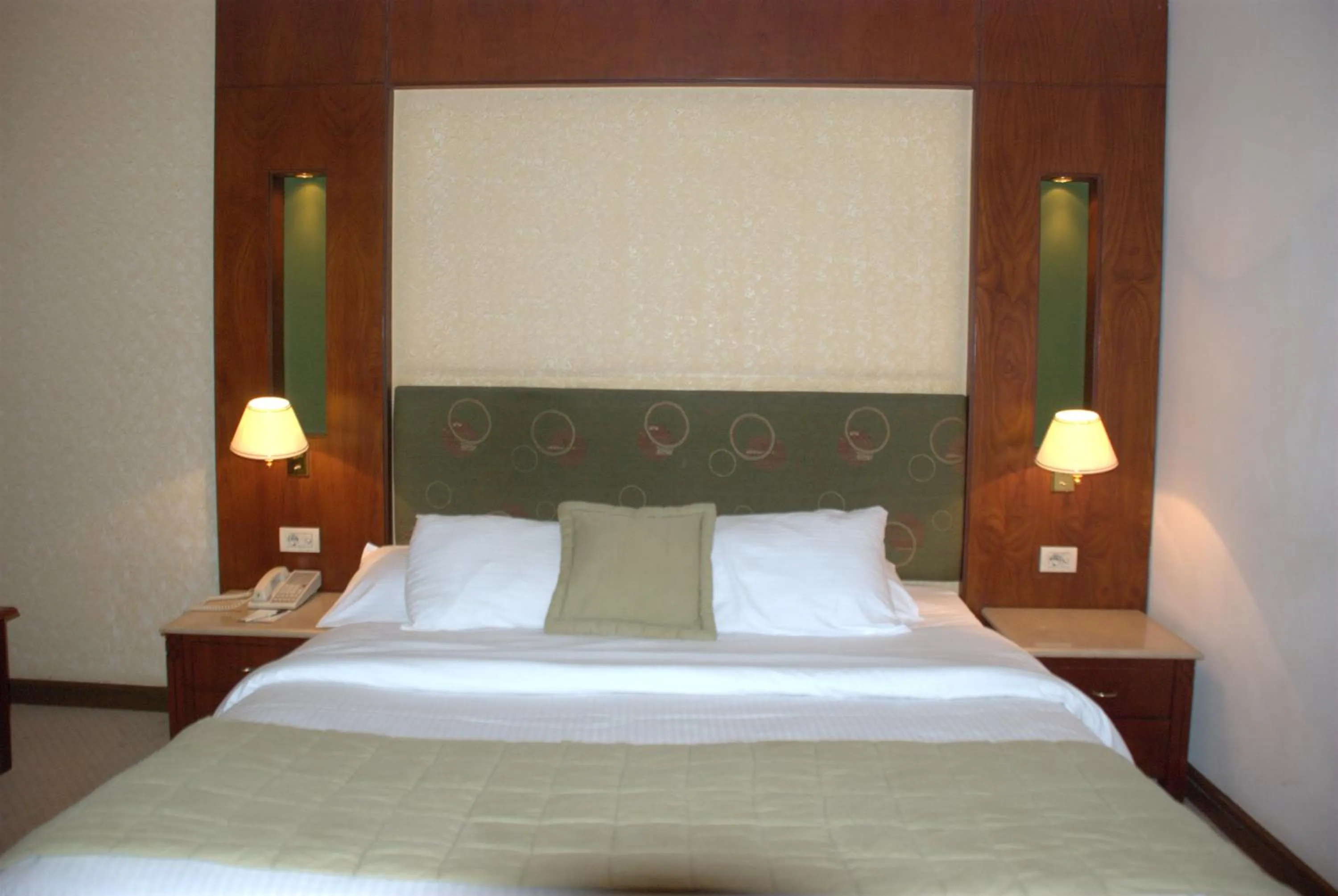 Bed in Safir Hotel Cairo