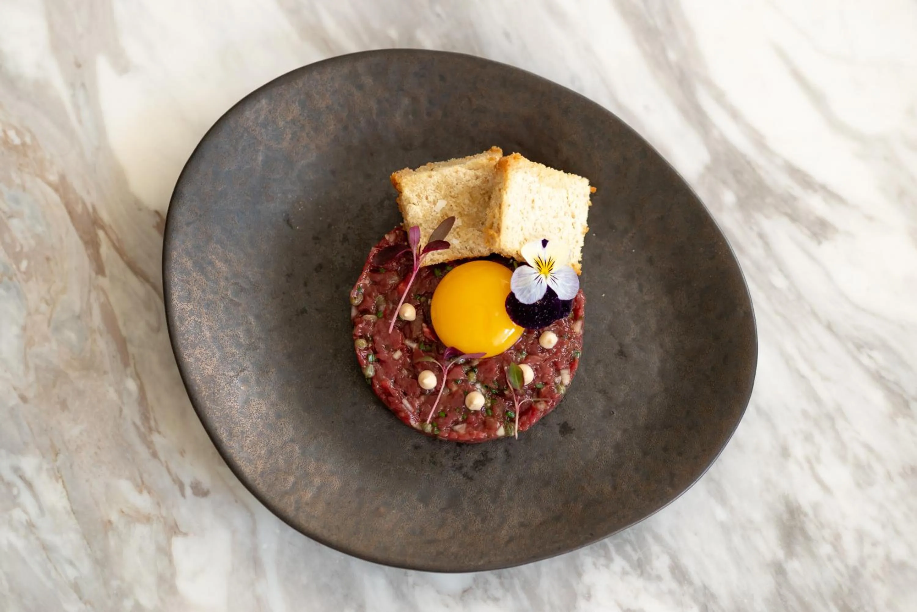 Food and drinks in Dunalastair Hotel Suites