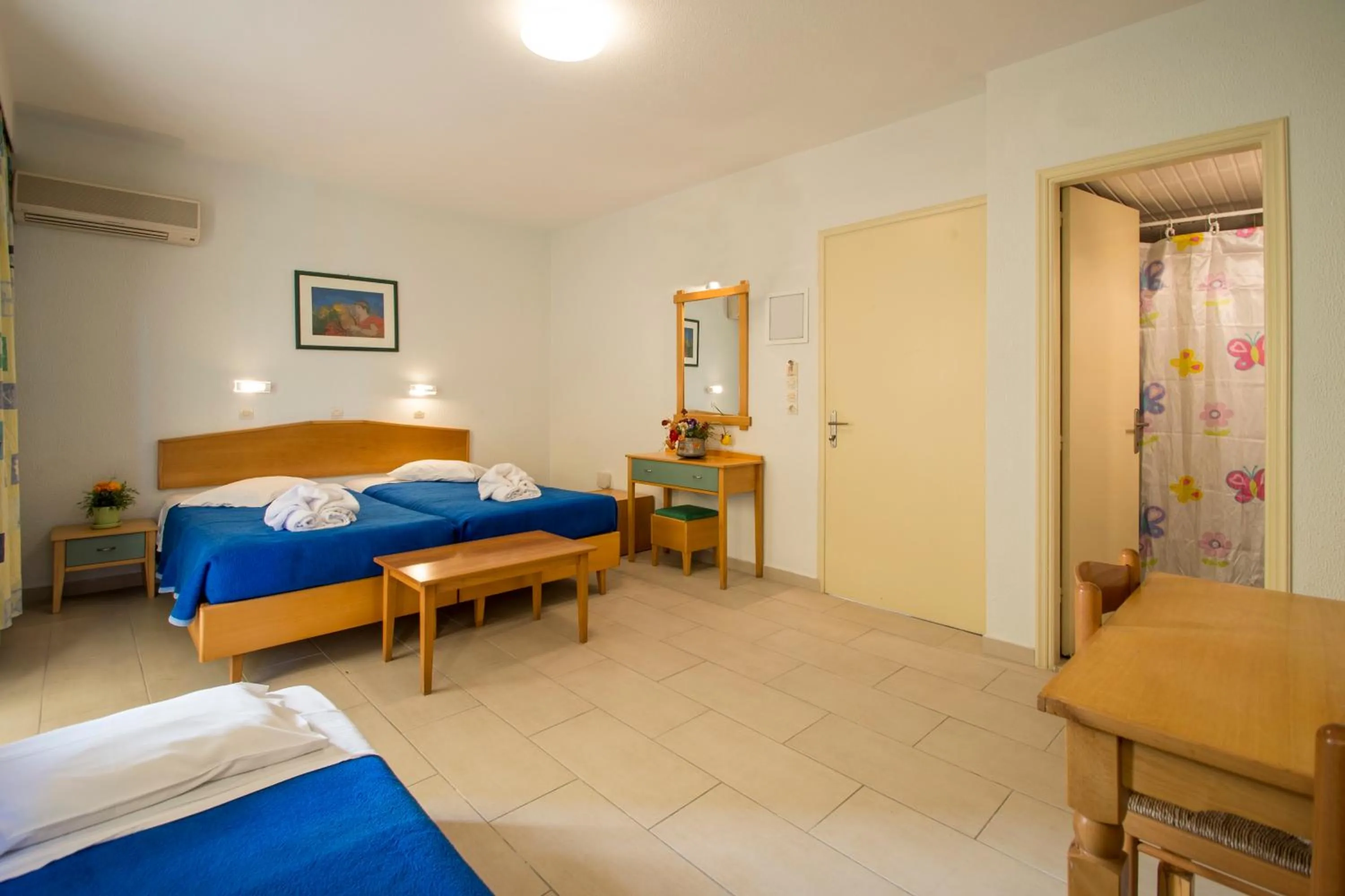 Photo of the whole room, Bed in Erato Studios & Apartments