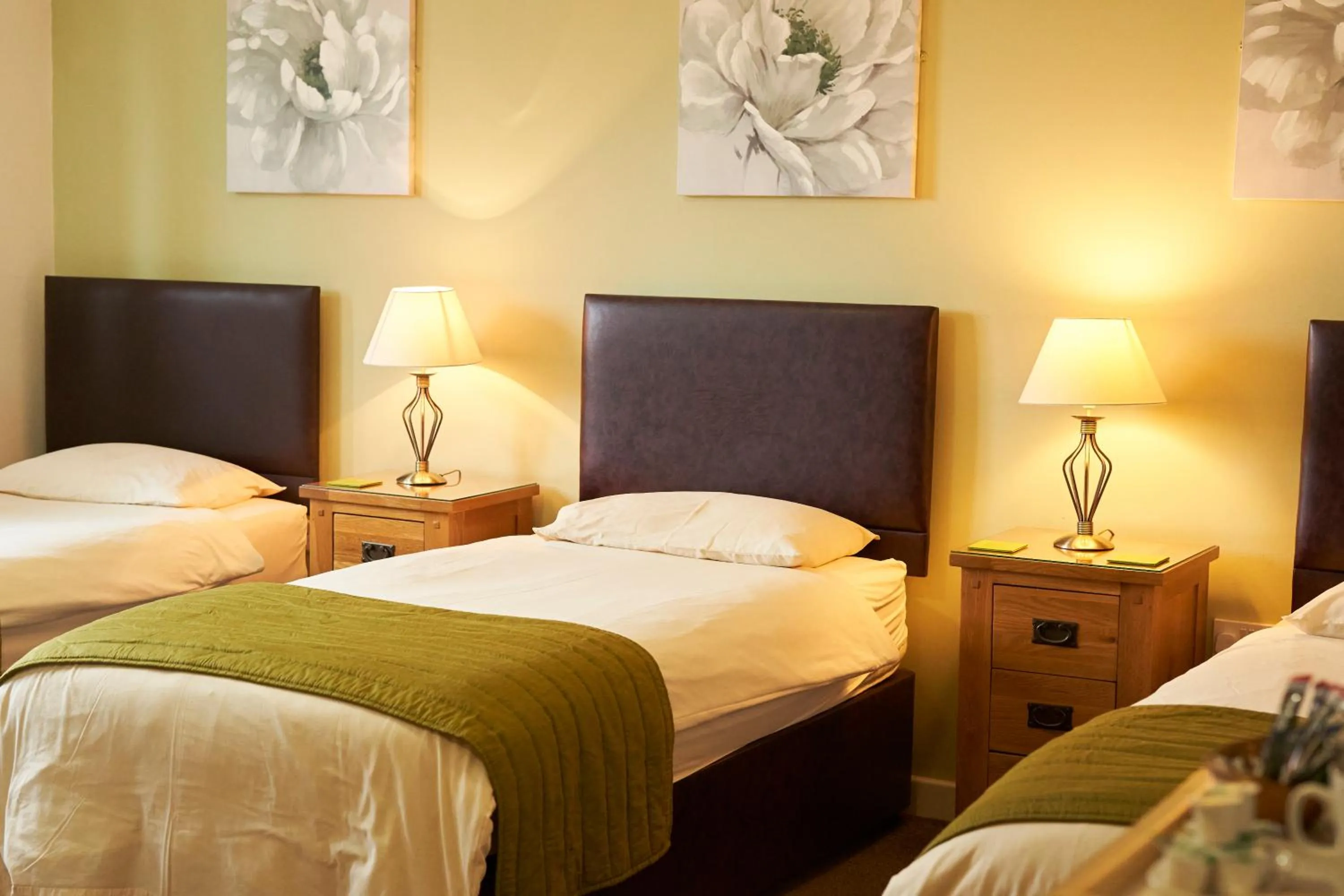 Bed in The New Inn Hotel