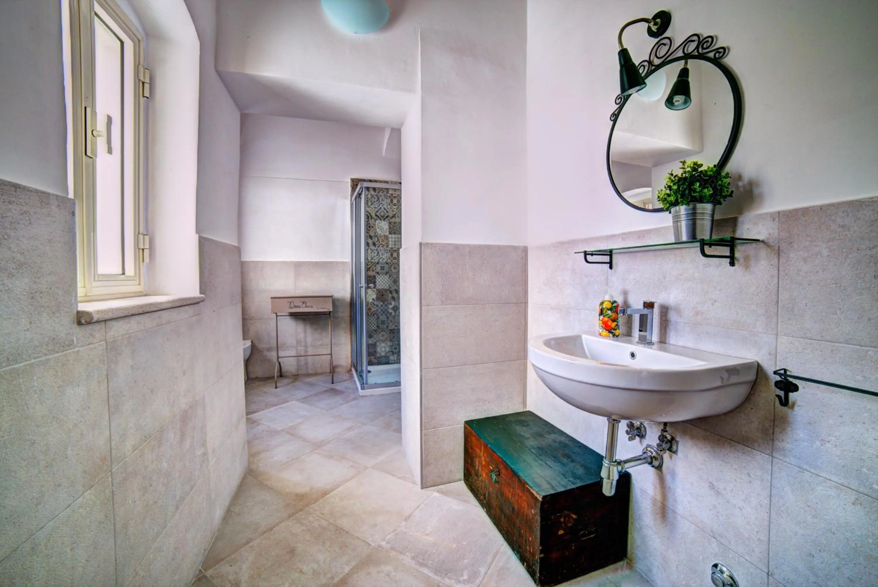 Bathroom in Donna Elena