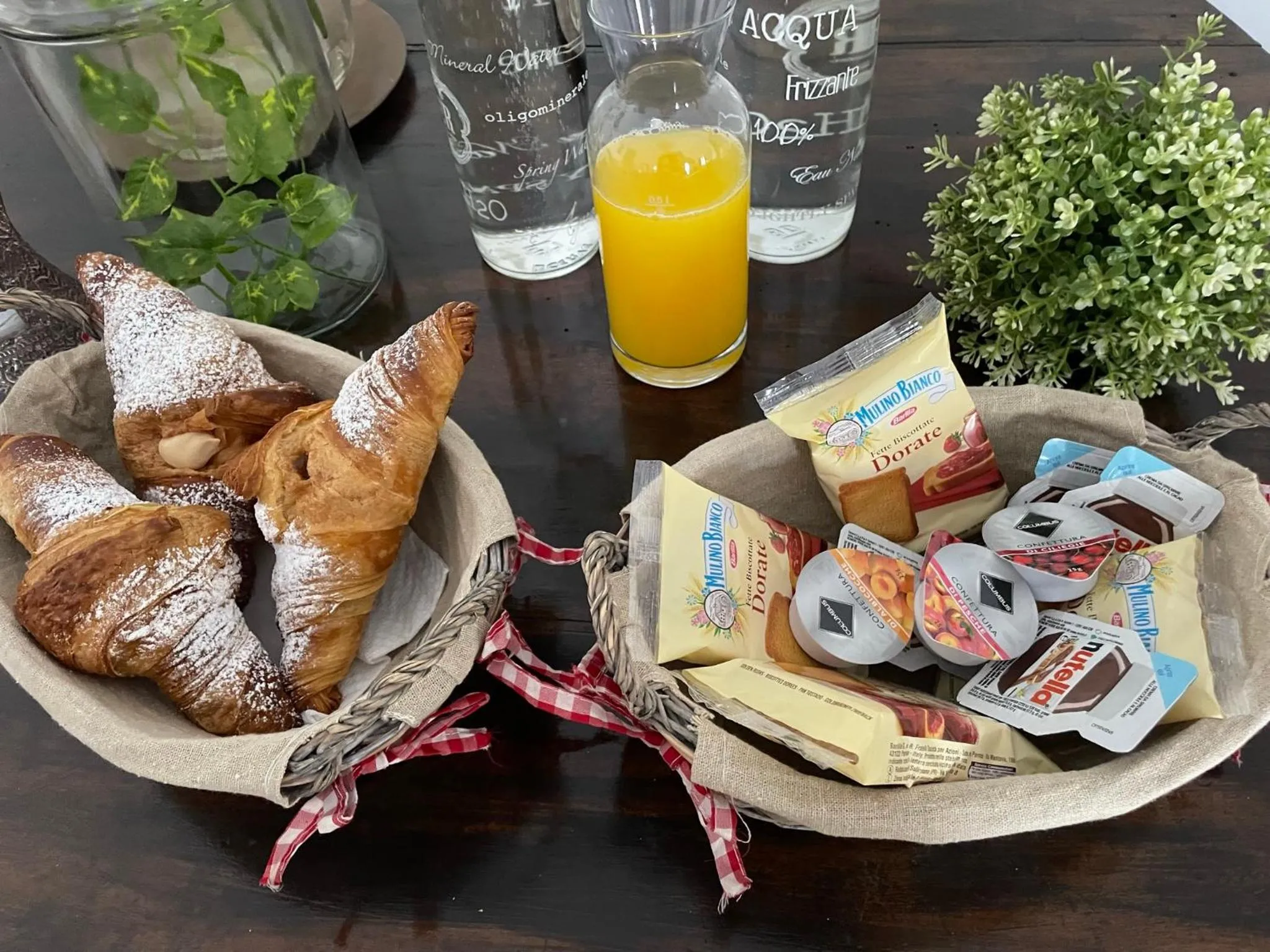 Breakfast in Donna Elena