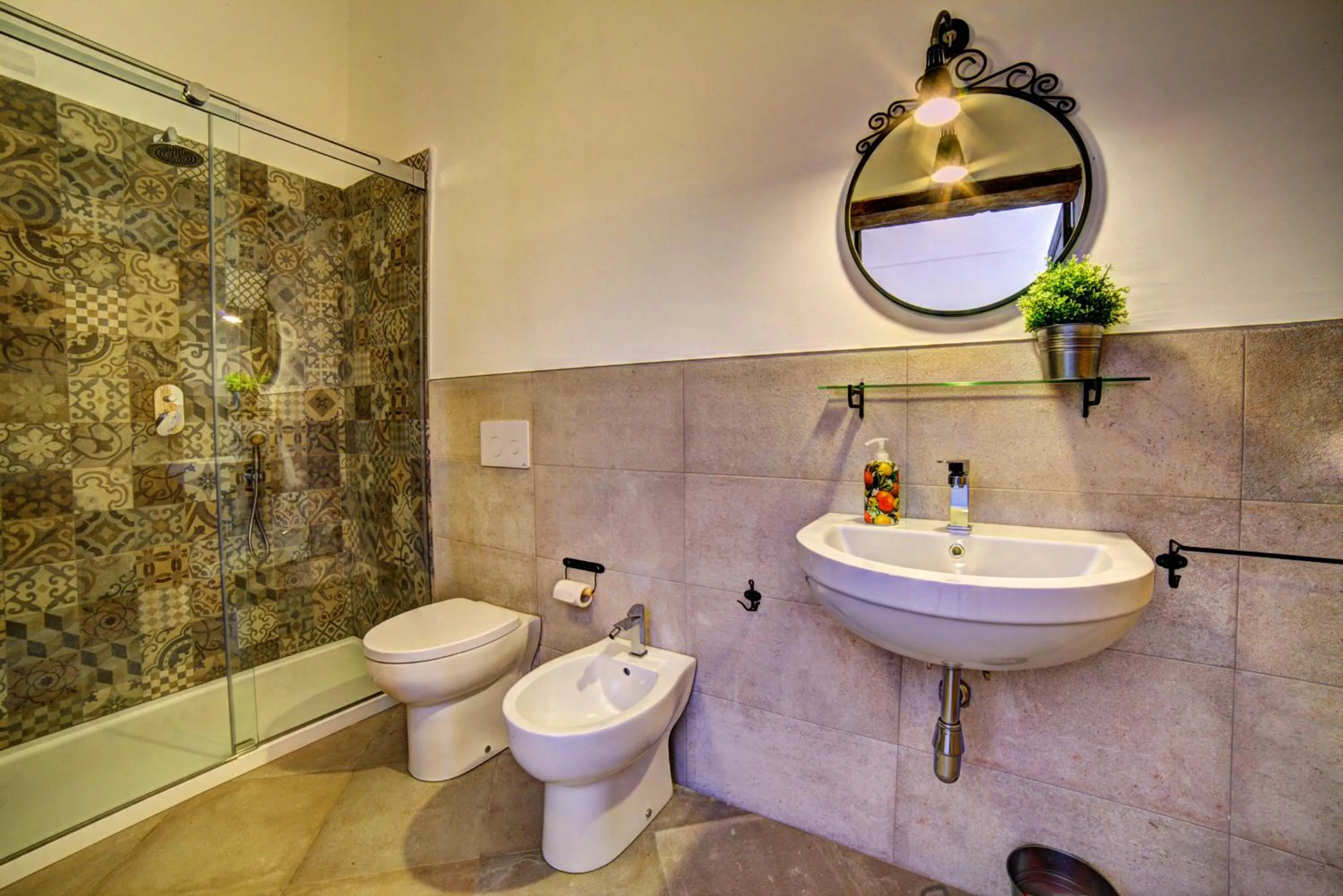 Bathroom in Donna Elena