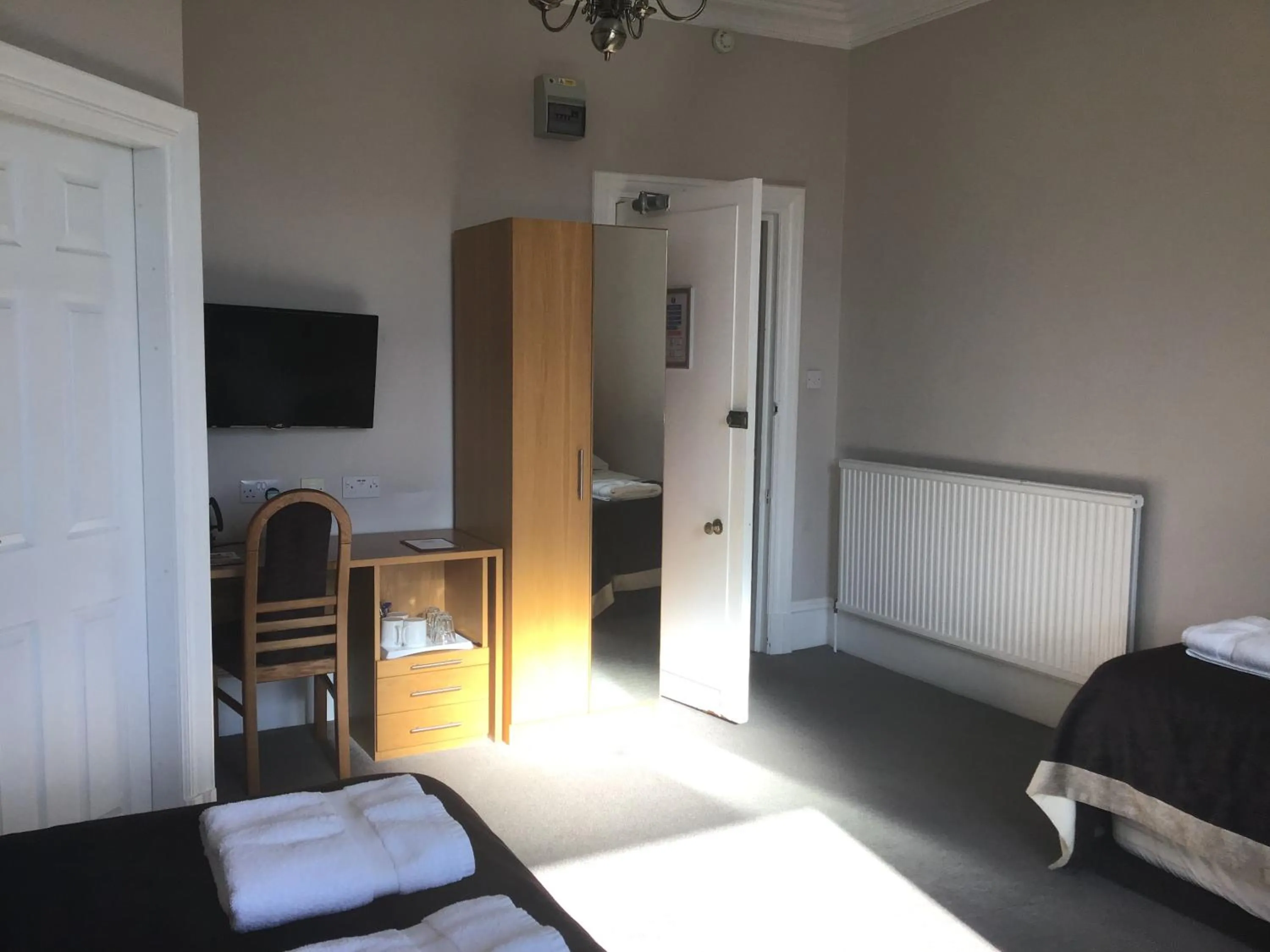 TV and multimedia, Bed in Belvedere Guest House