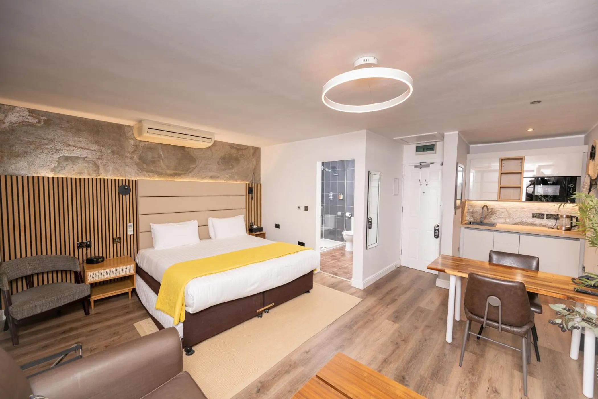 Bed in The Studley Hotel