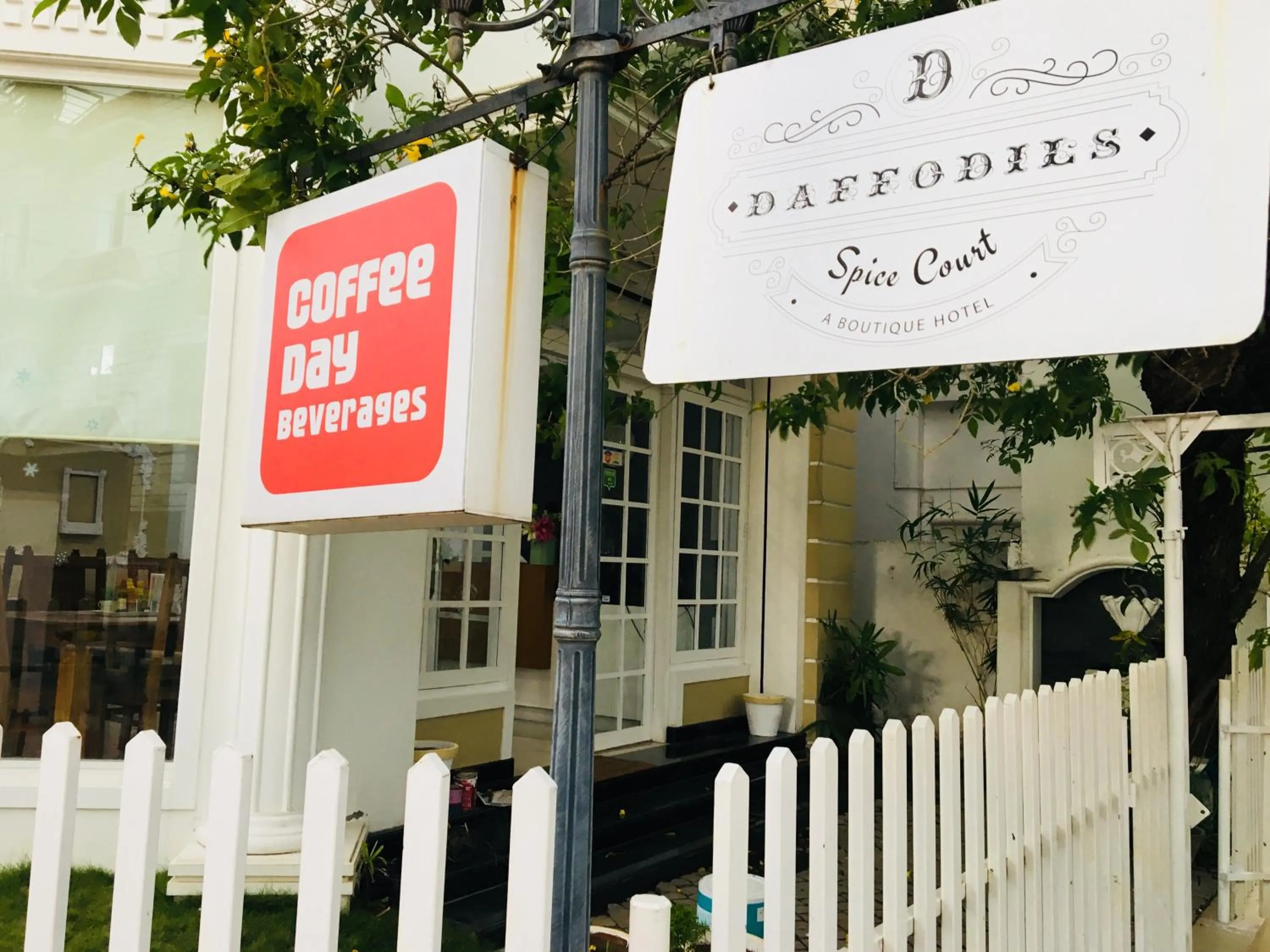 Street view in Daffodils Spice Court