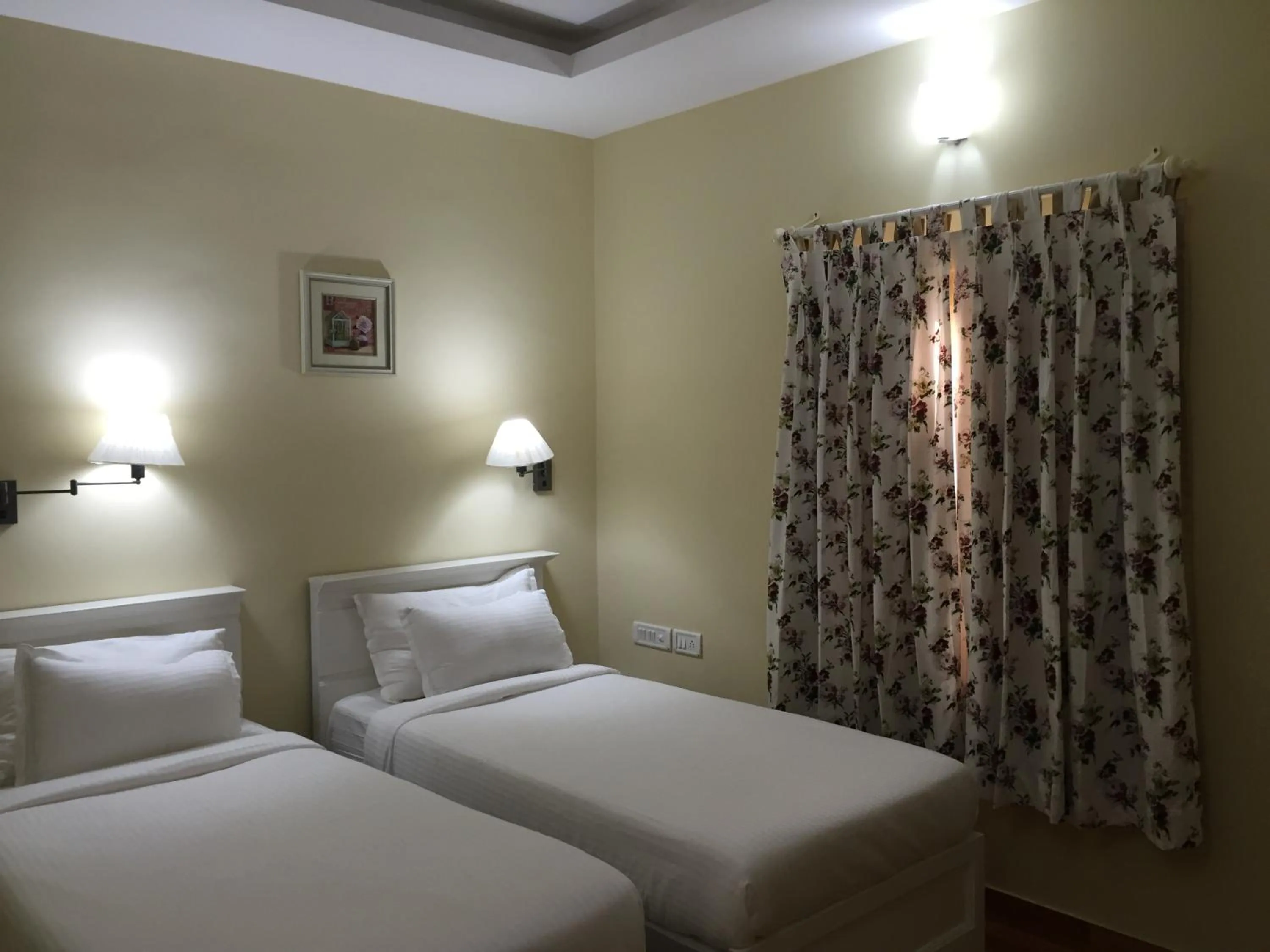 Property building, Bed in Daffodils Spice Court