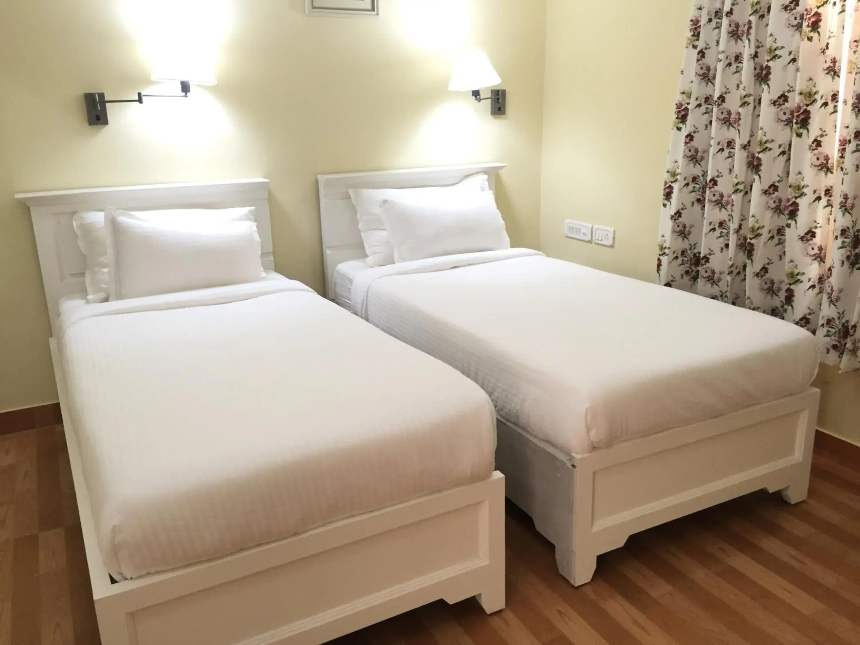 Deluxe Double or Twin Room in Daffodils Spice Court Deluxe Double or Twin Room in Daffodils Spice Court
