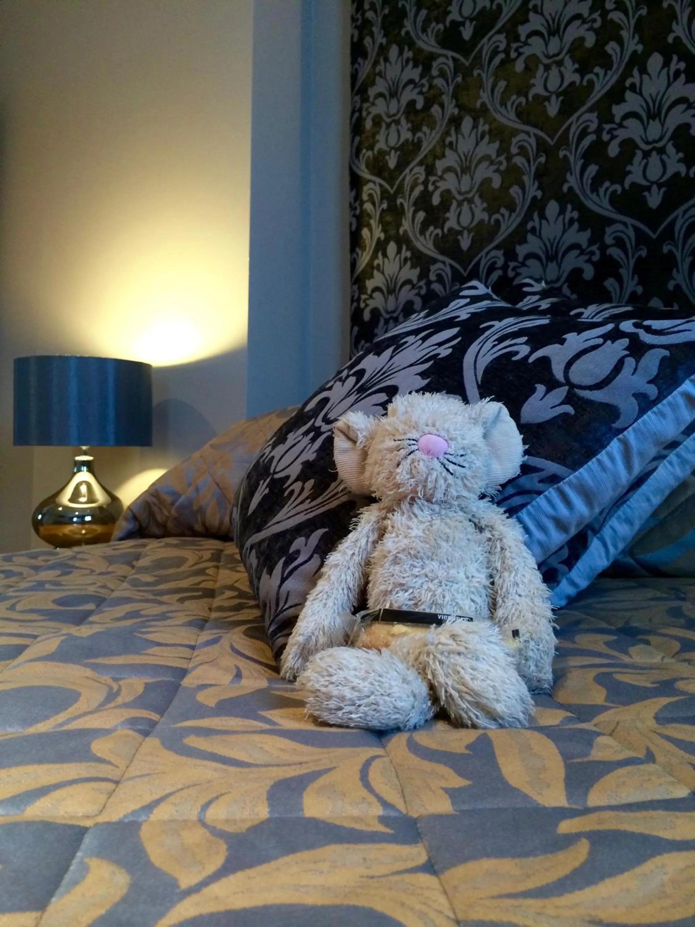 Bed in York House Hotel