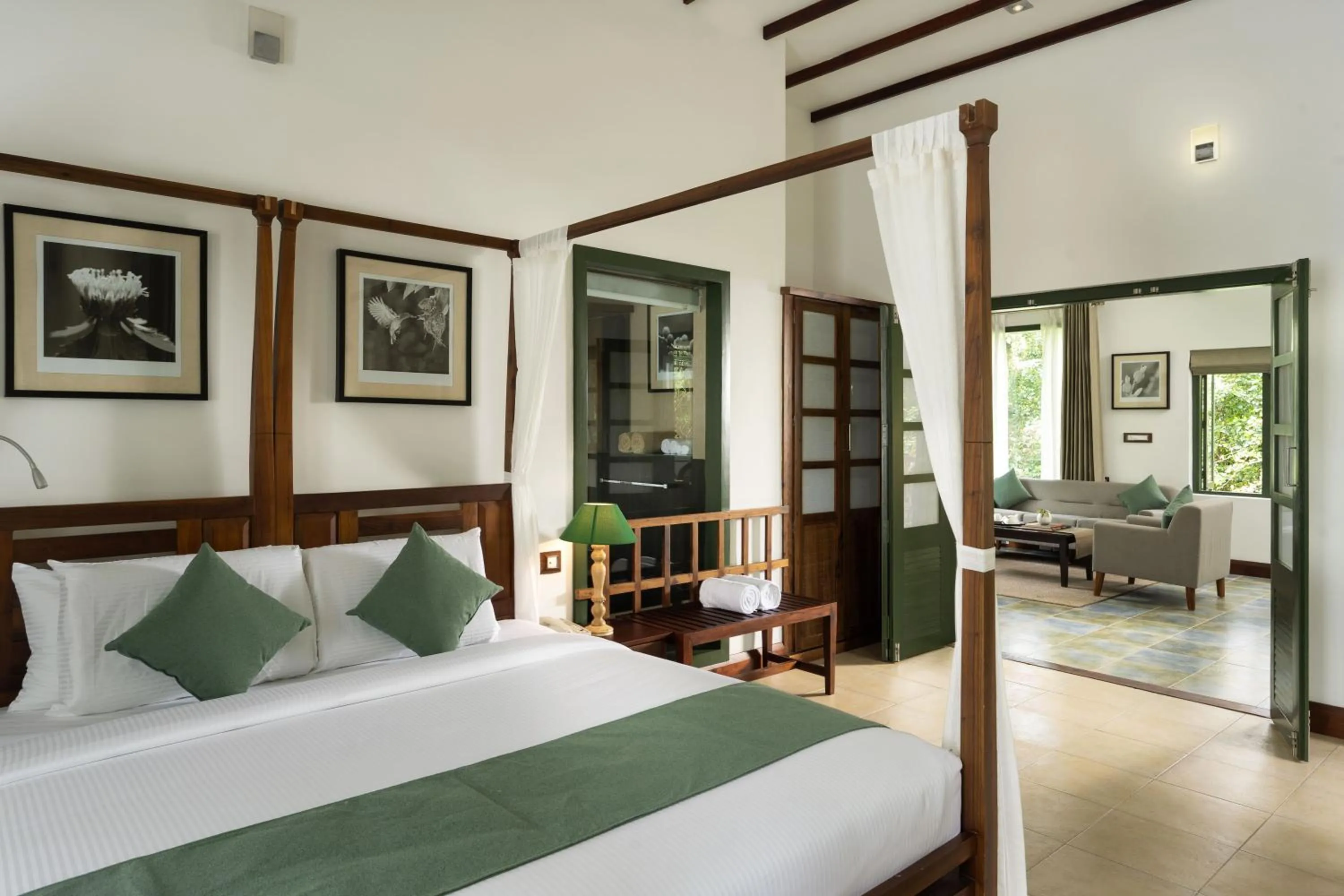 Bedroom, Bed in Reen Resorts Aanavilasam Plantation Thekkady