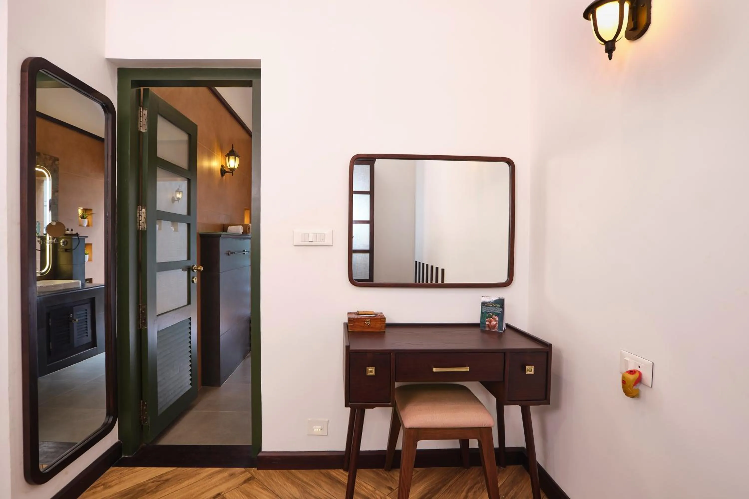 Living room in Reen Resorts Aanavilasam Plantation Thekkady