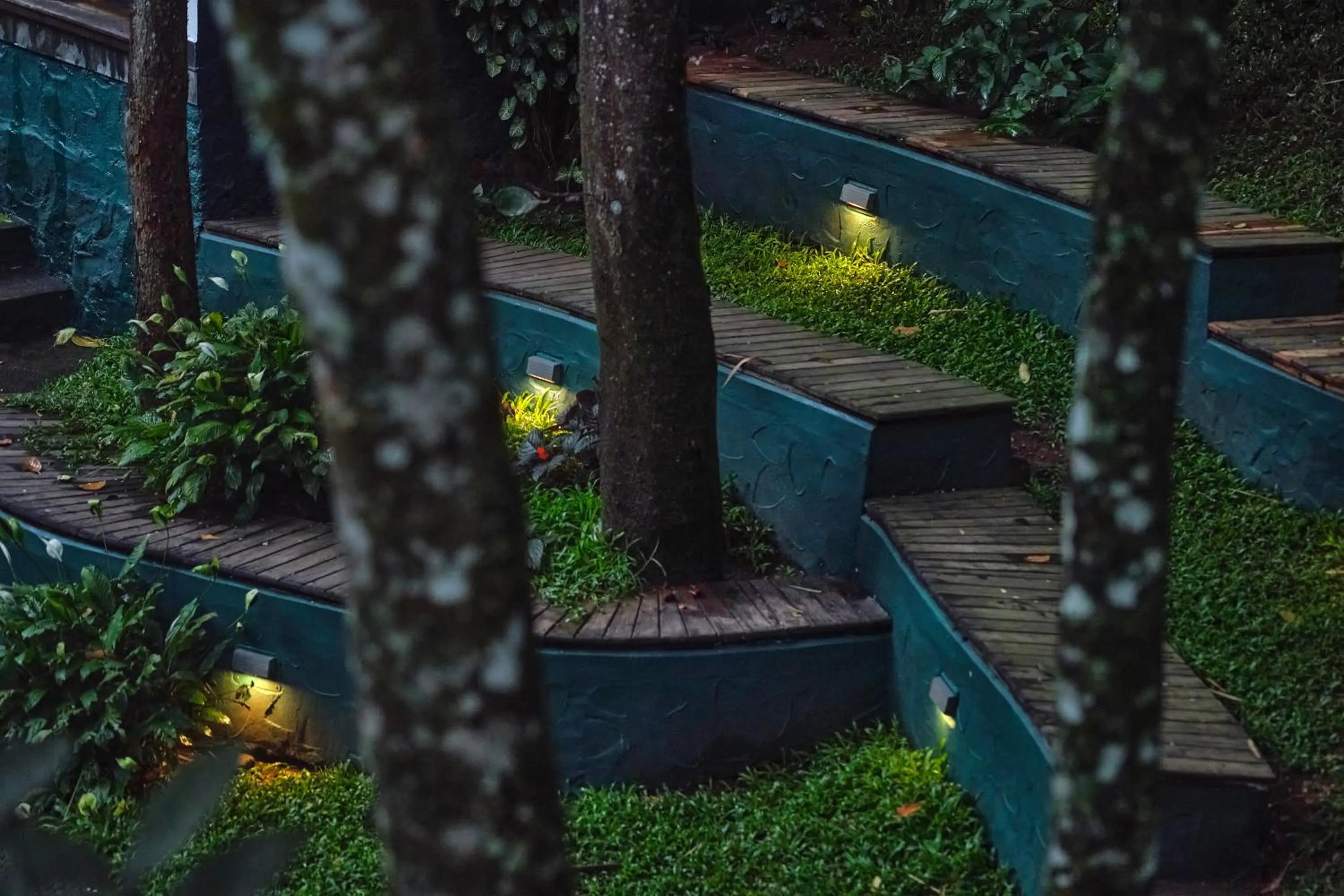 Night in Reen Resorts Aanavilasam Plantation Thekkady