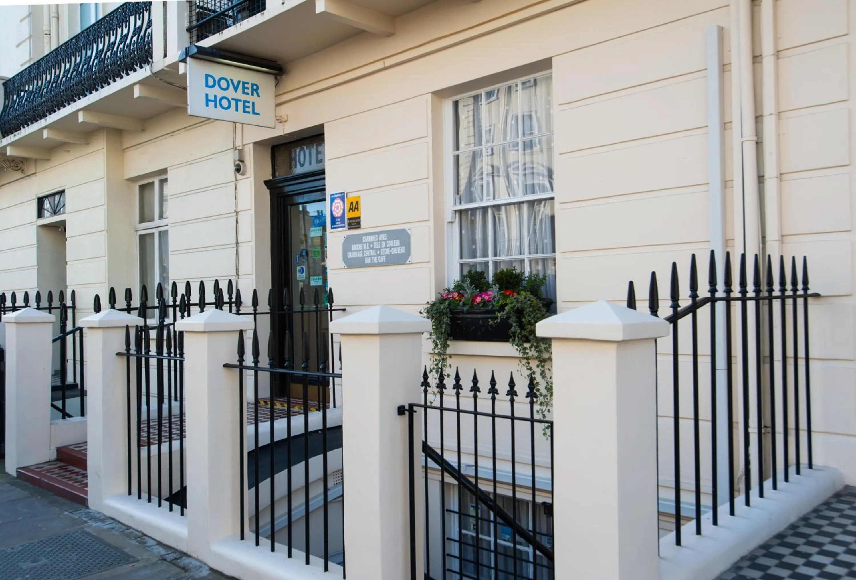 Property building in Dover Hotel - B&B