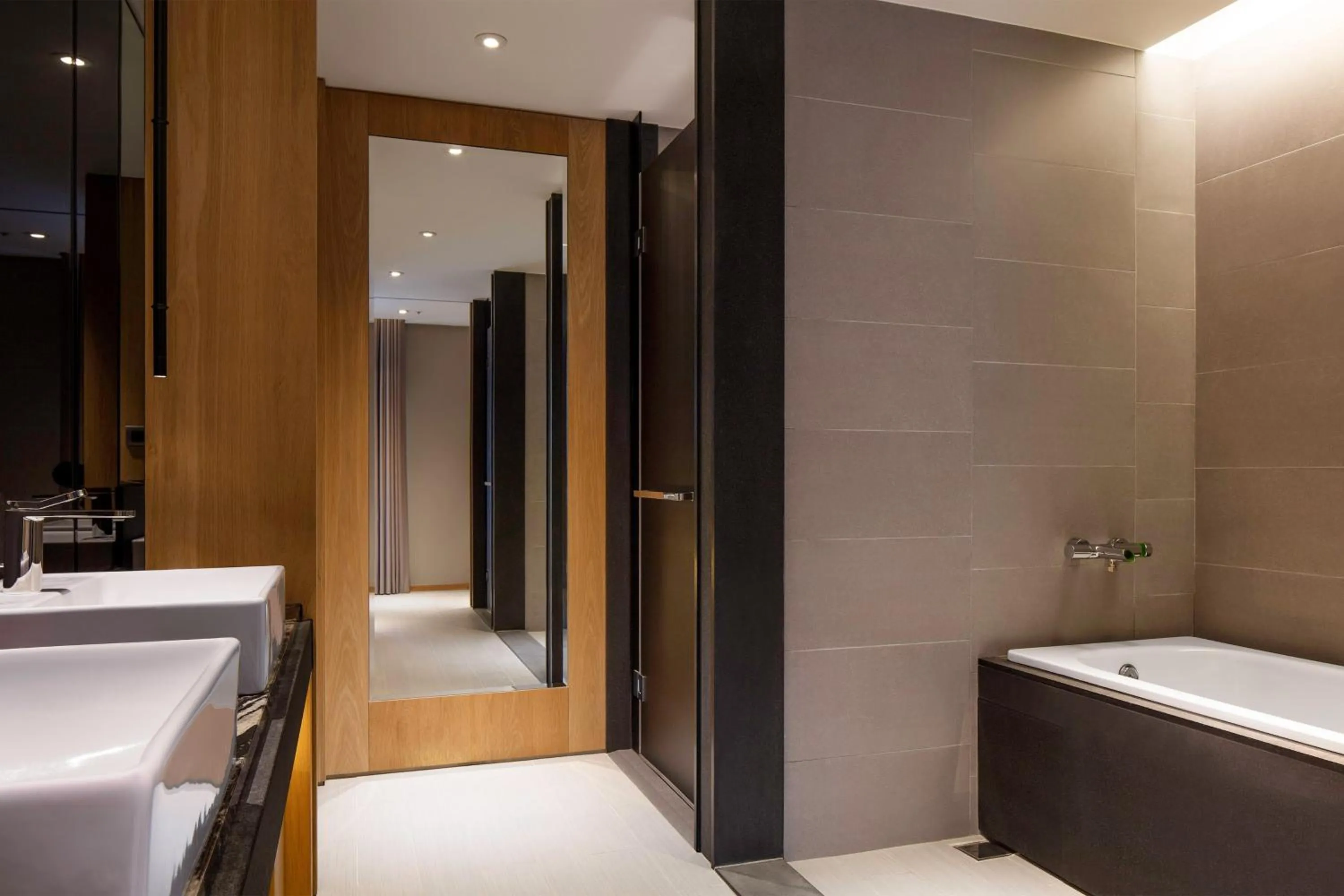 Bathroom in Aloft Taipei Zhongshan