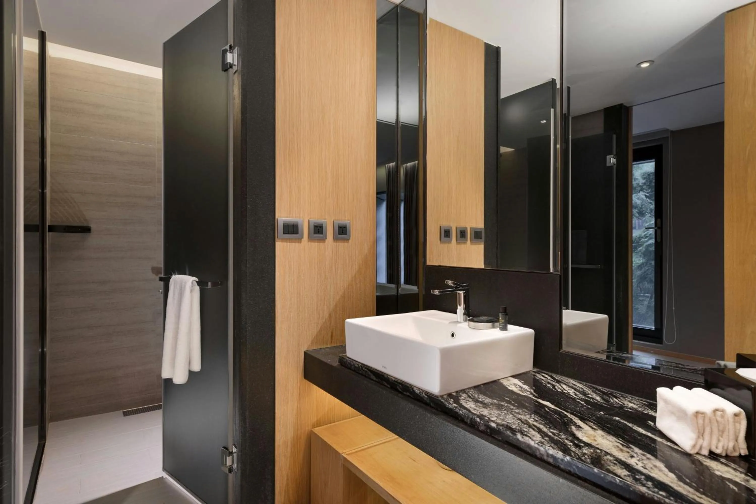 Bathroom in Aloft Taipei Zhongshan