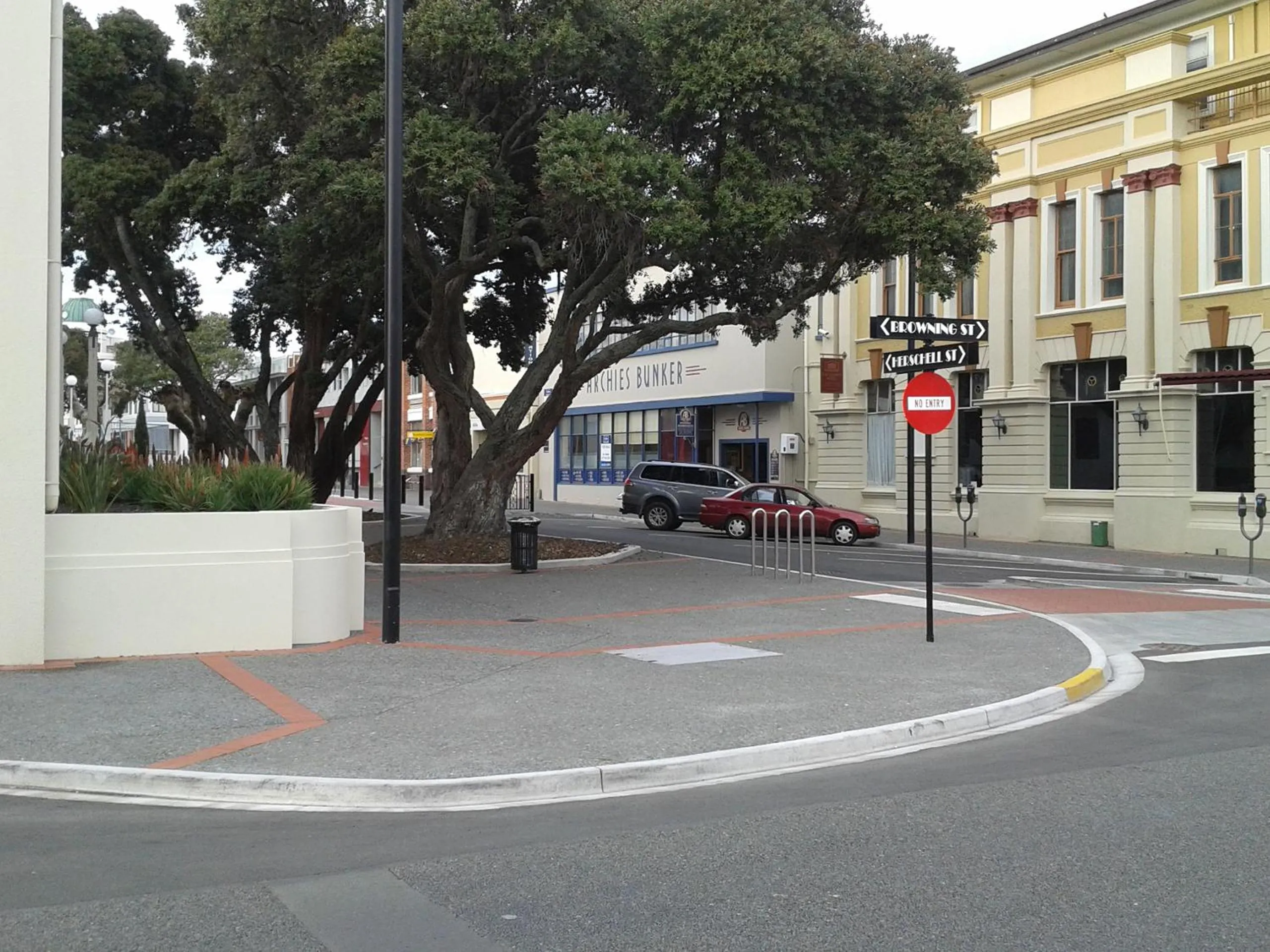 Property building in Archies Bunker Affordable Accommodation