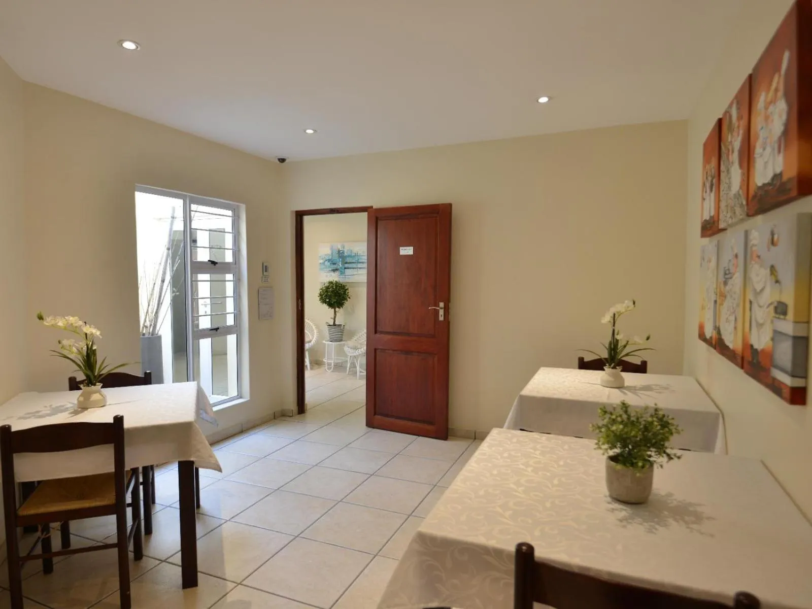 Dining area in Atholl Guest House