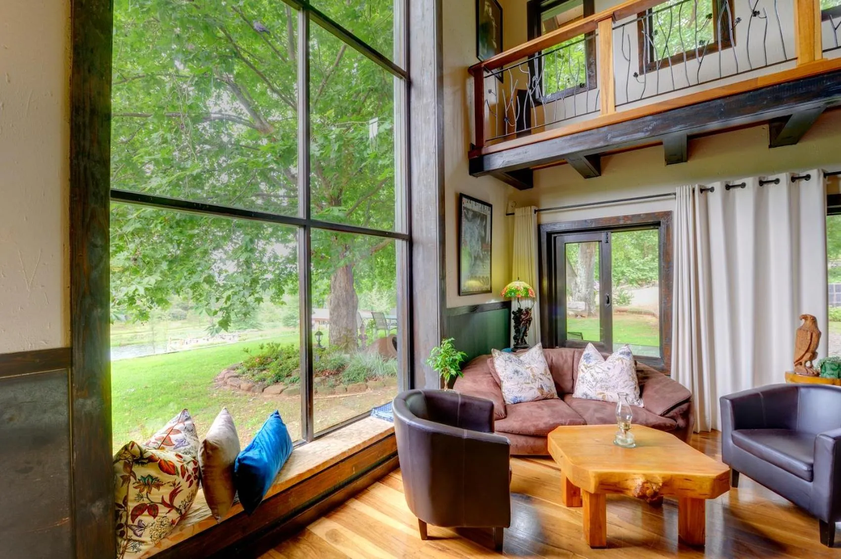 Property building in Malachite Manor