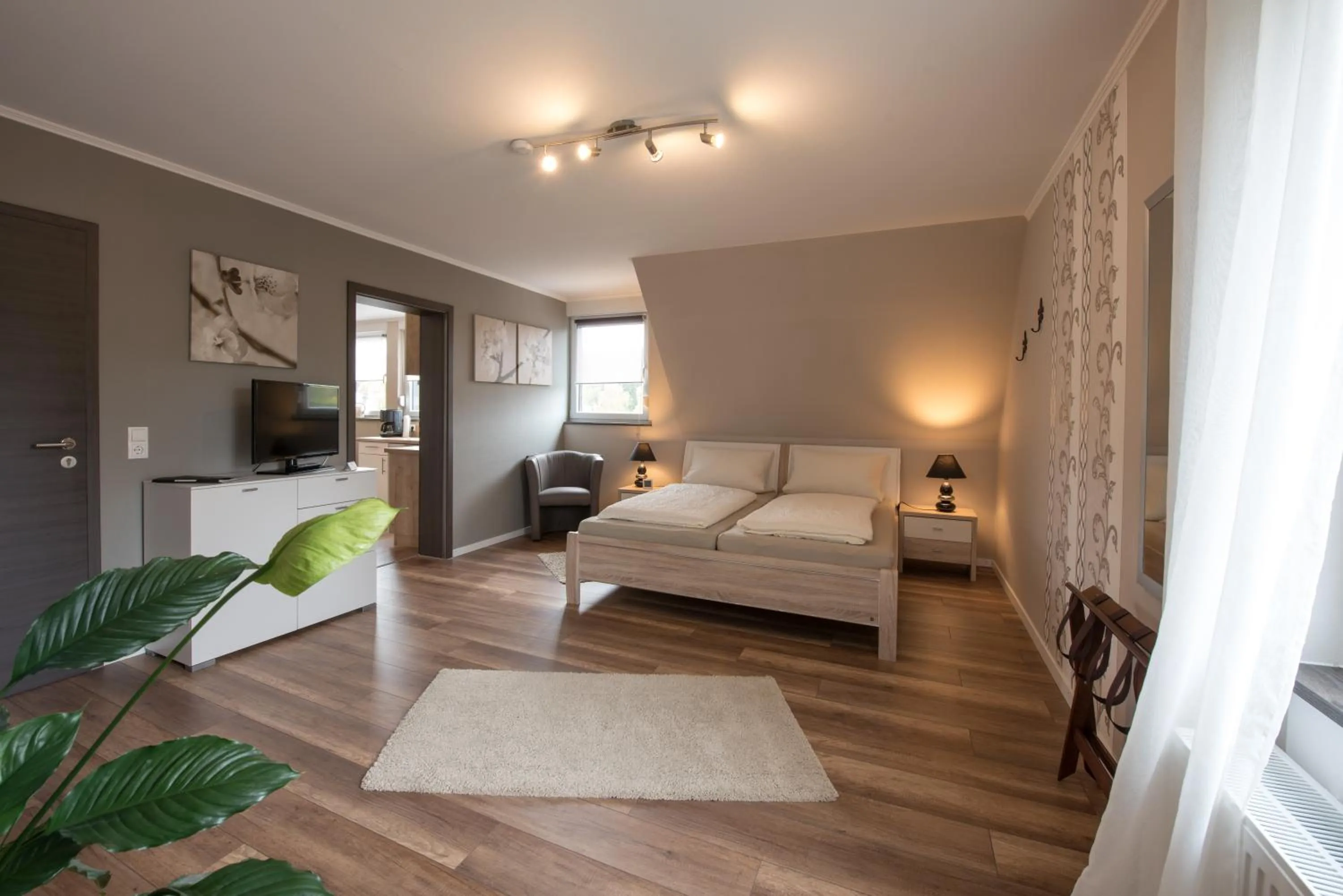 Photo of the whole room, Bed in Gästehaus Eifelzauber