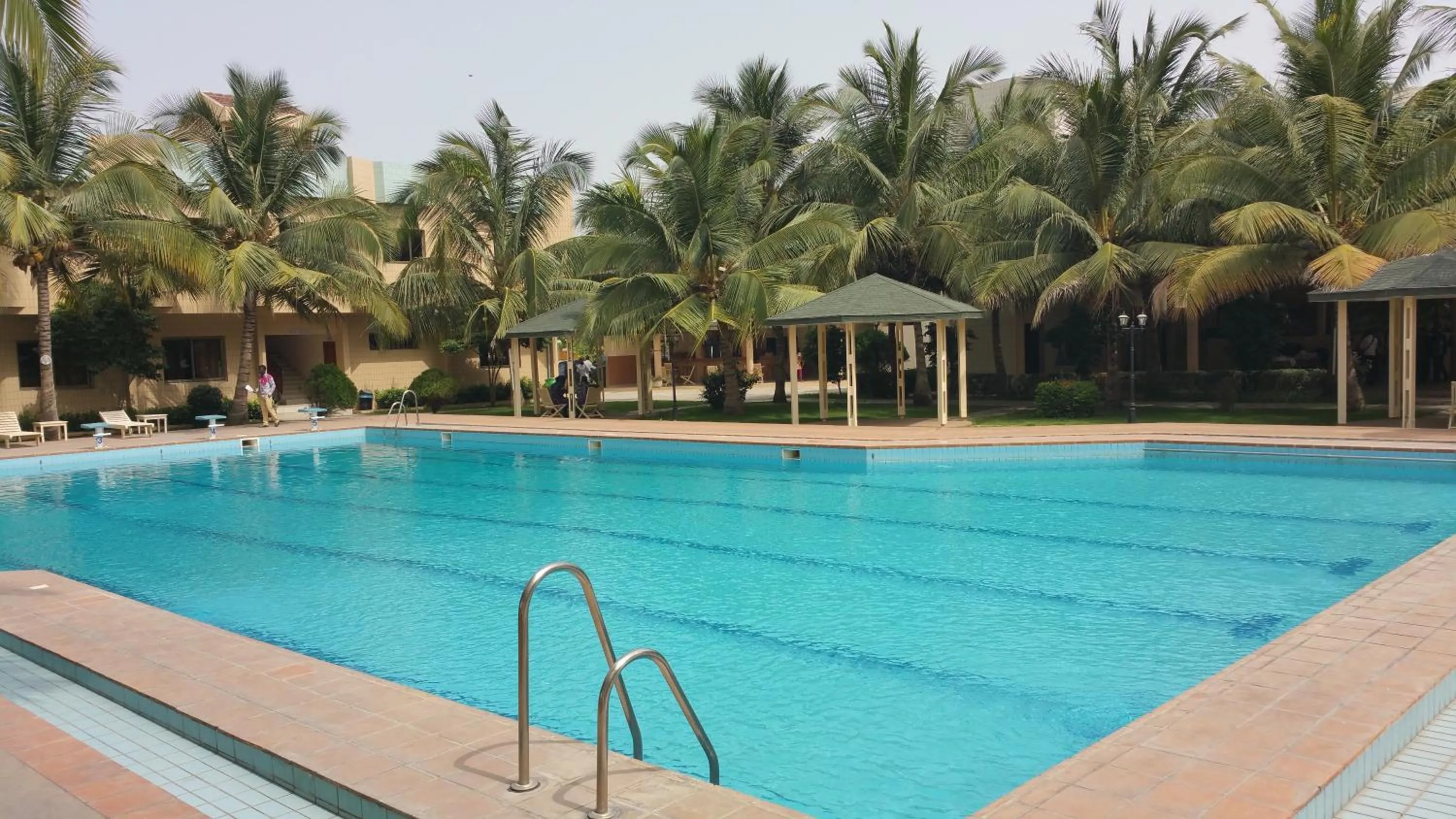 Swimming pool in Hotel Ghis Palace