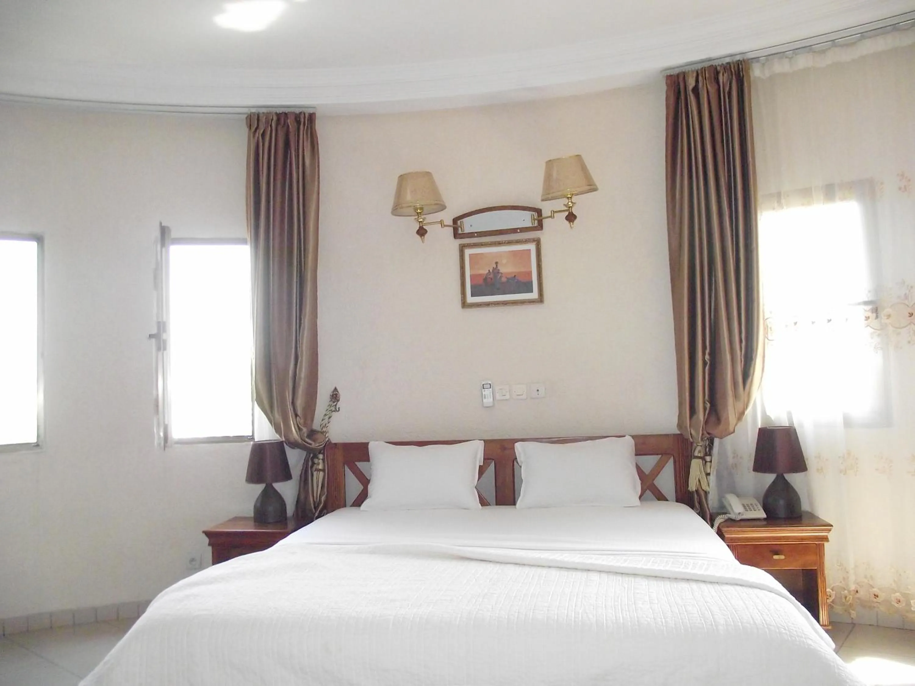 Bed in Hotel Ghis Palace