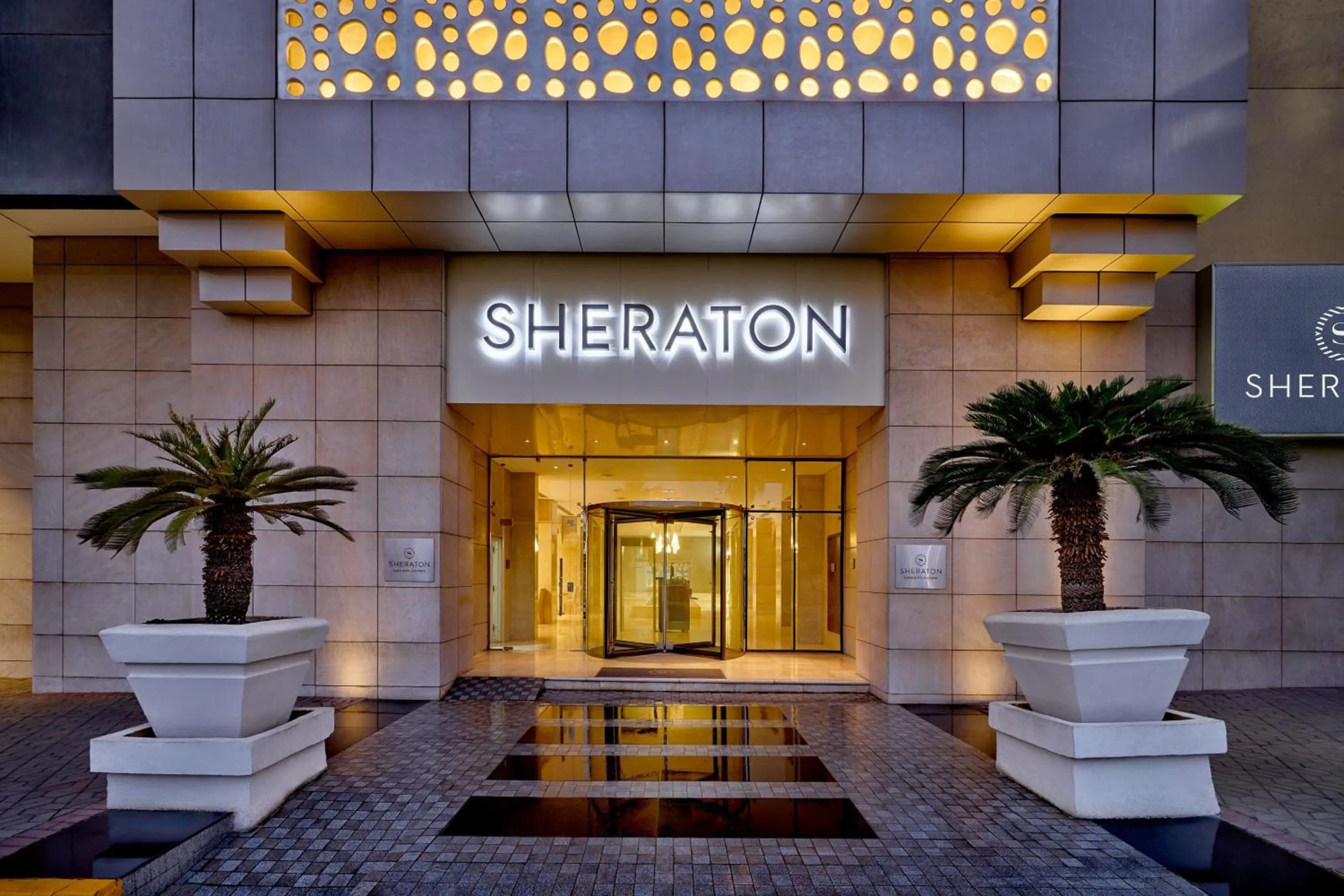 Property building in Sheraton Cairo Hotel & Casino