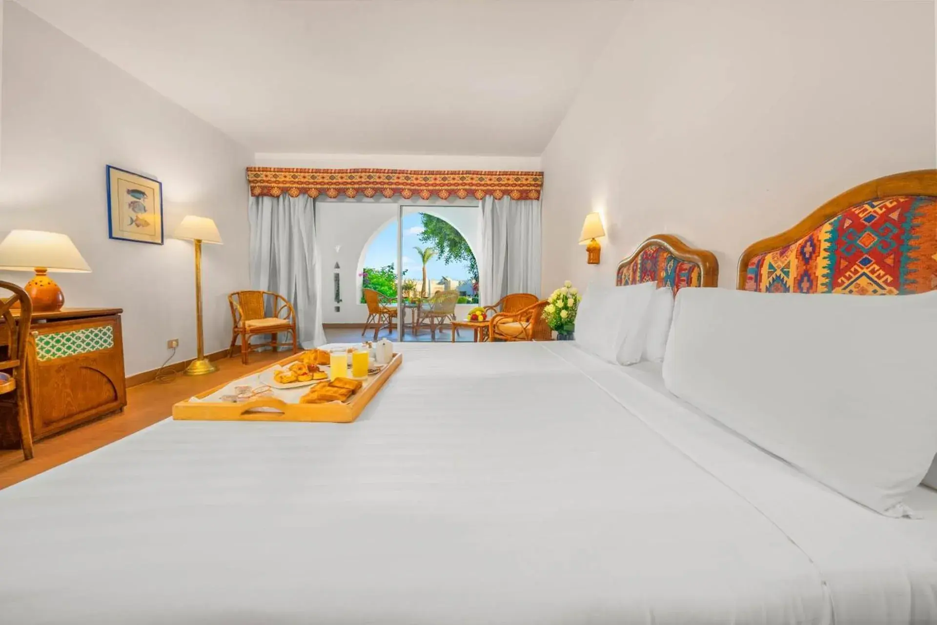 Sultan Queen or Twin Room - Pool View & Panoramic Sea View in Domina Coral Bay Resort, Diving , Spa & Casino Sultan Queen or Twin Room - Pool View & Panoramic Sea View in Domina Coral Bay Resort, Diving , Spa & Casino