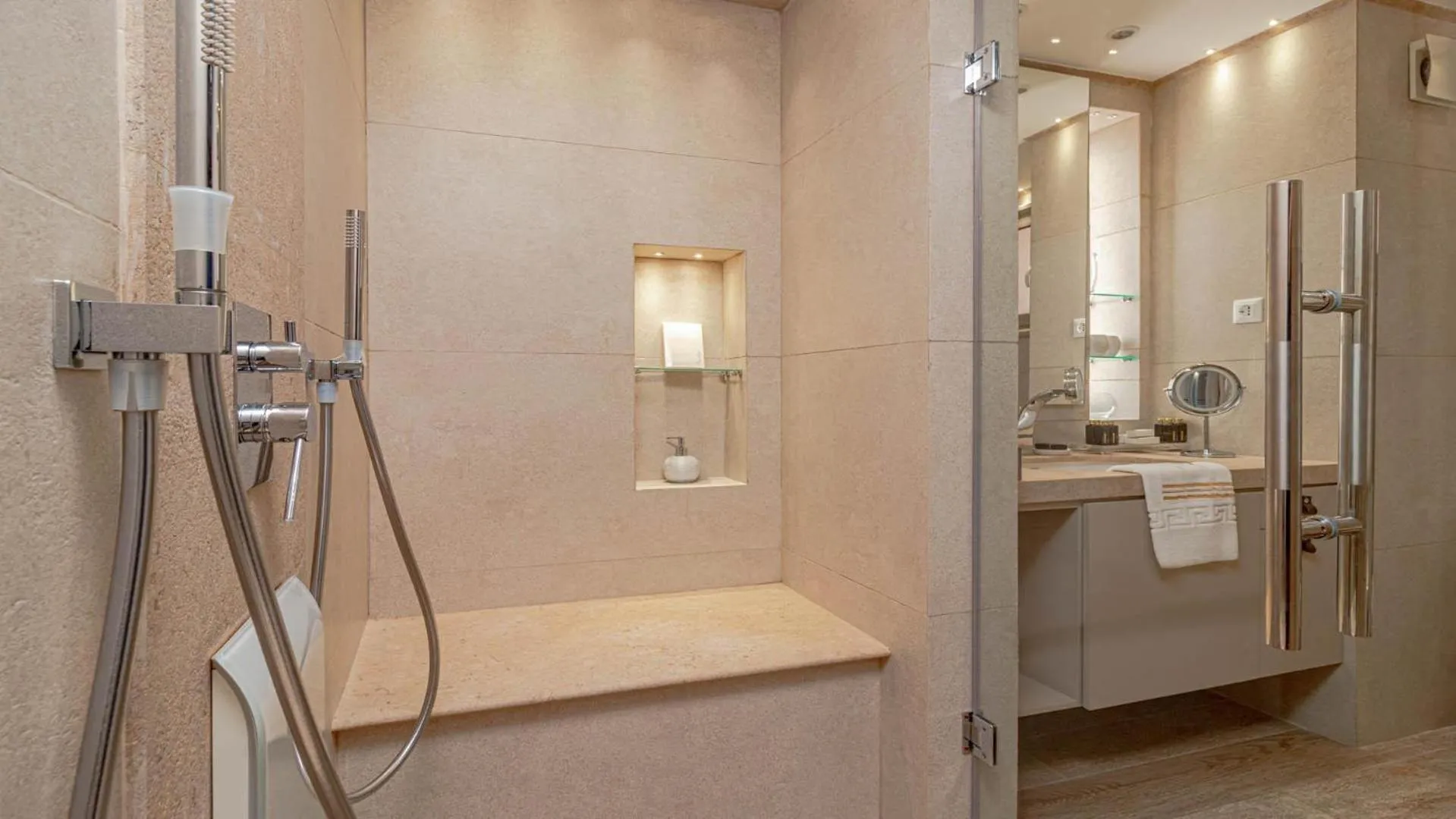 Shower in Domina Coral Bay Resort, Diving , Spa & Casino