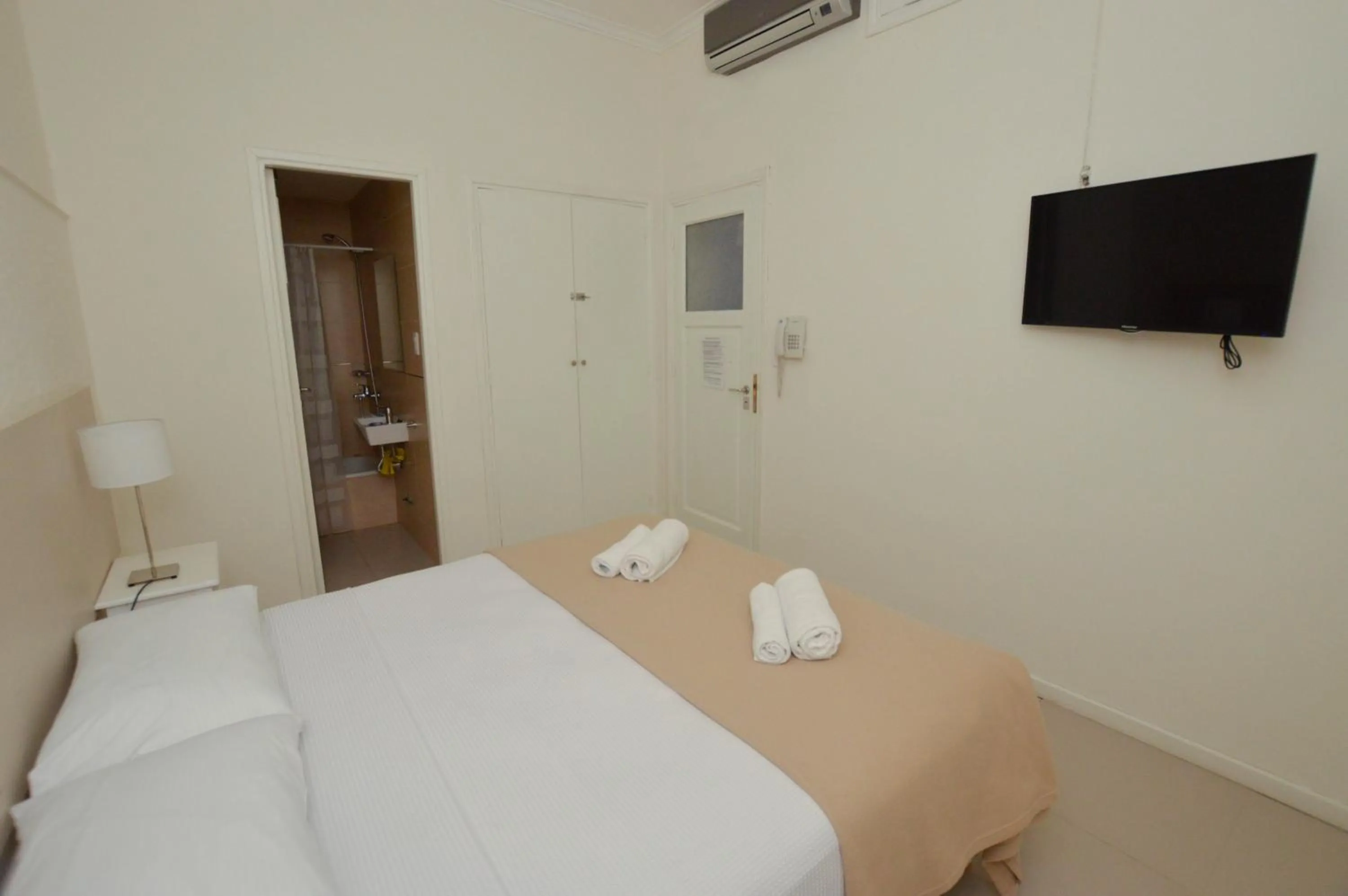 TV and multimedia, Bed in Hotel Acqua