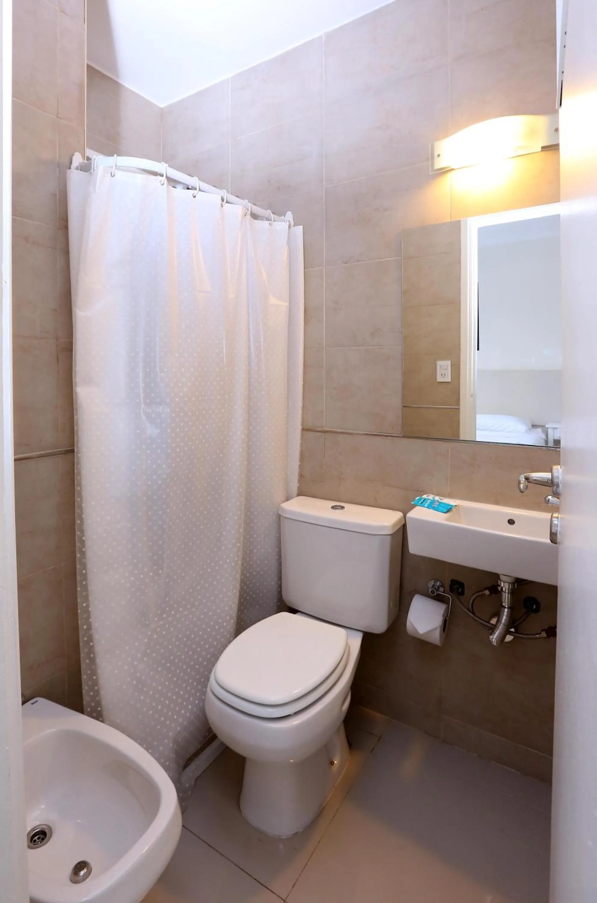 Shower in Hotel Acqua