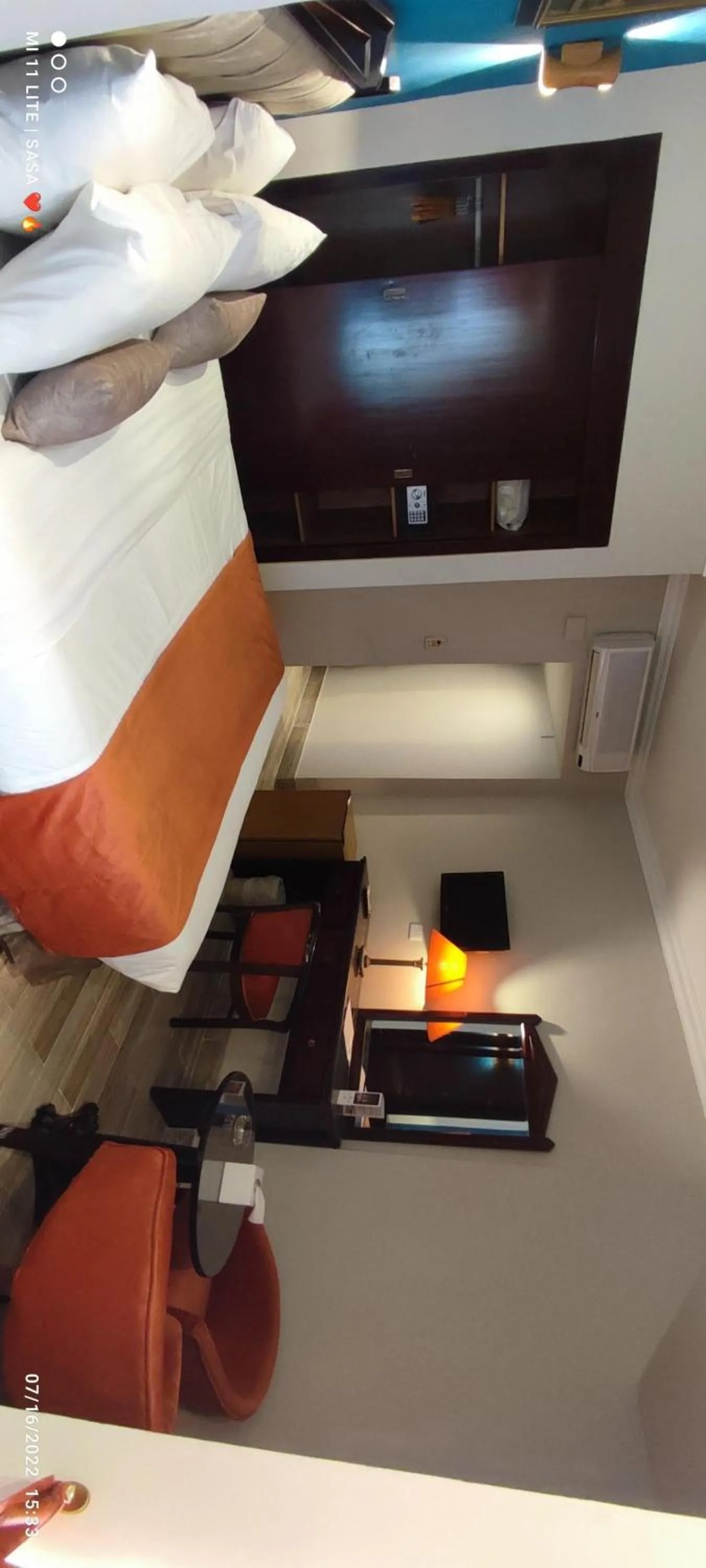 Bed in Gawharet Al Ahram Hotel