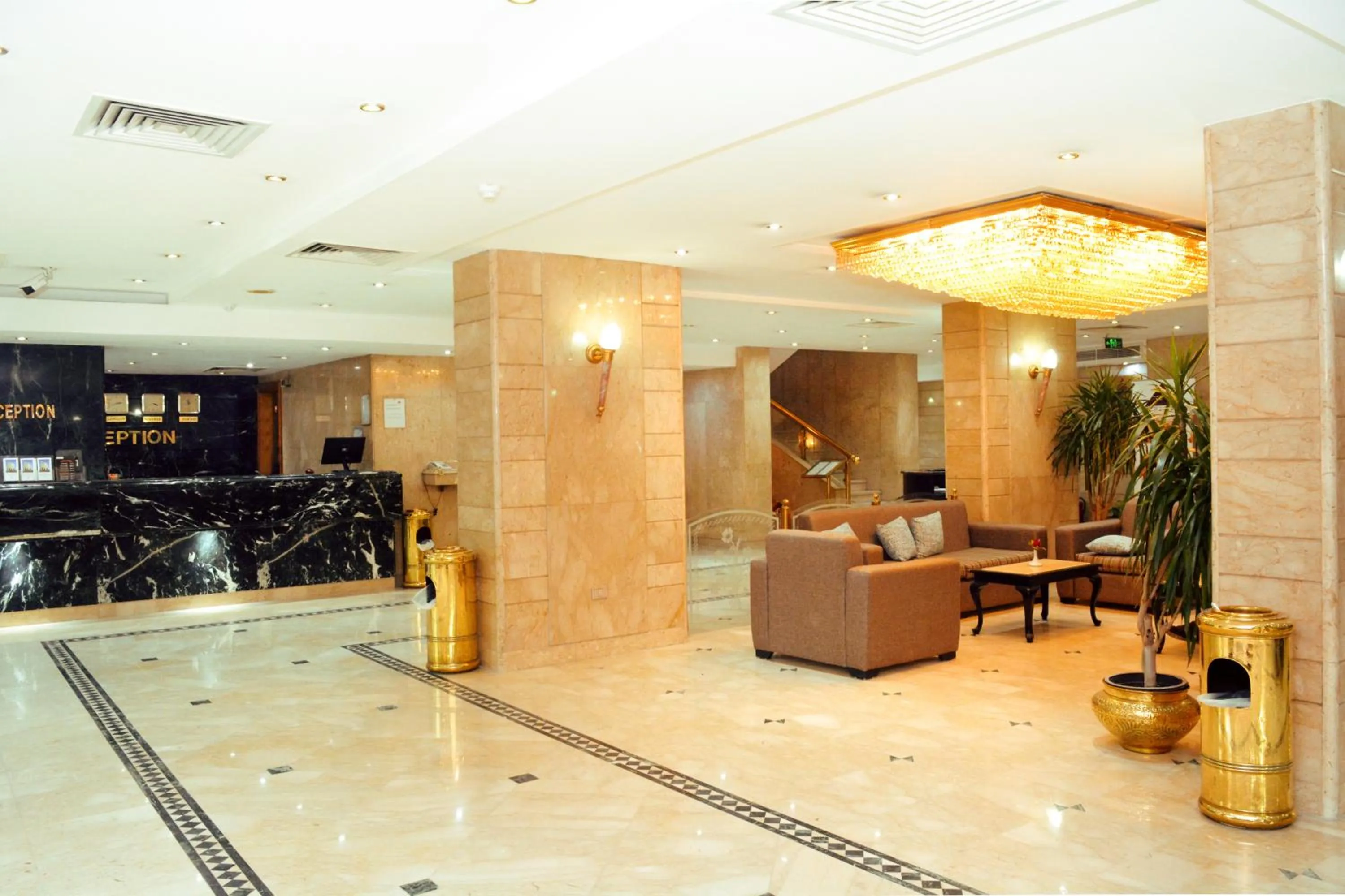 Lobby or reception in Gawharet Al Ahram Hotel