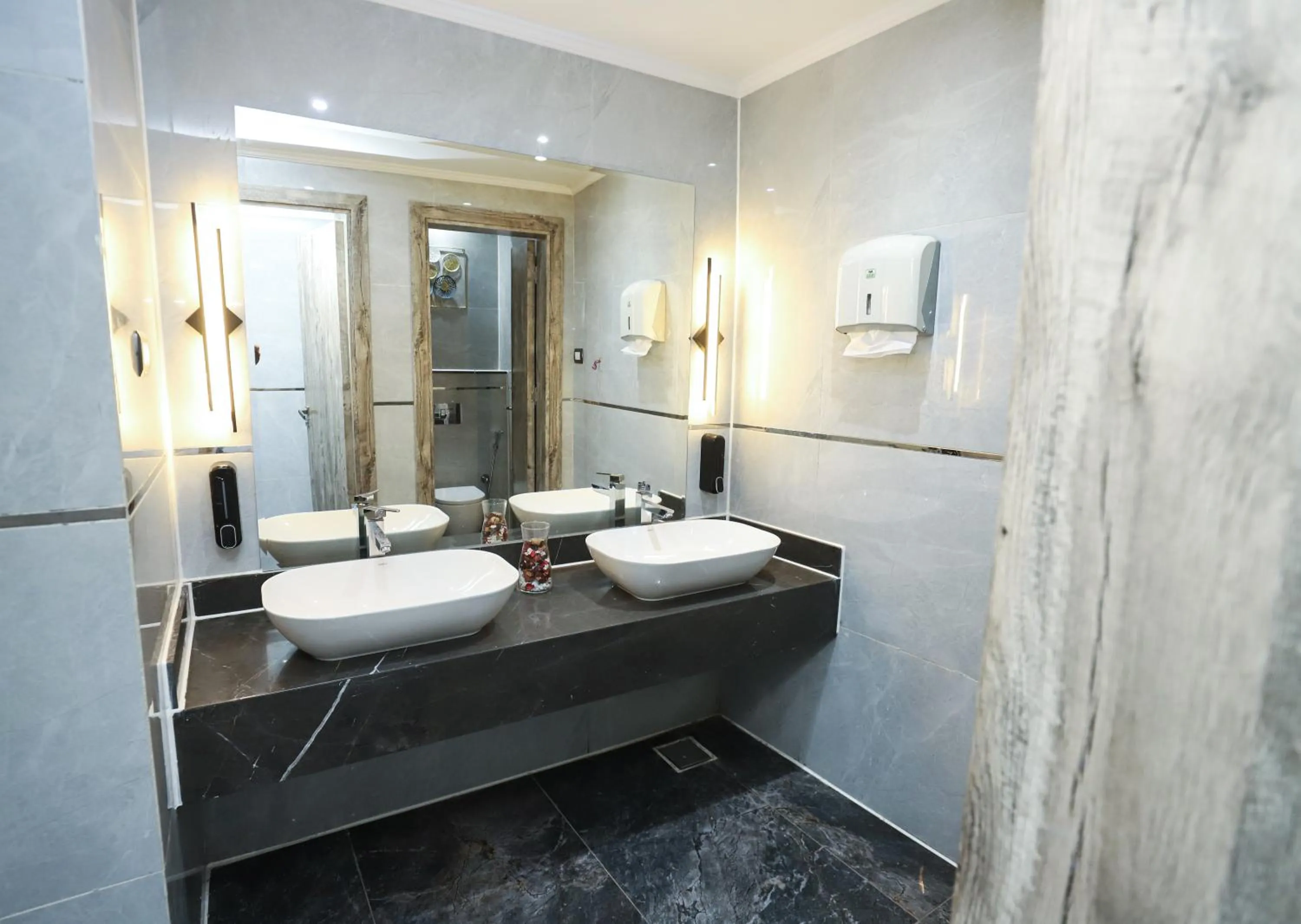 Bathroom in Gawharet Al Ahram Hotel