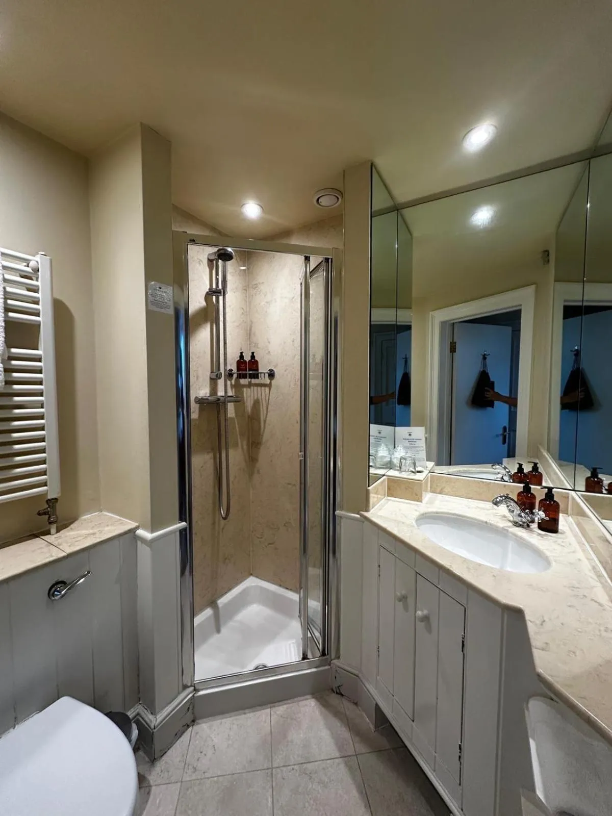 Shower in The Windsor Town House