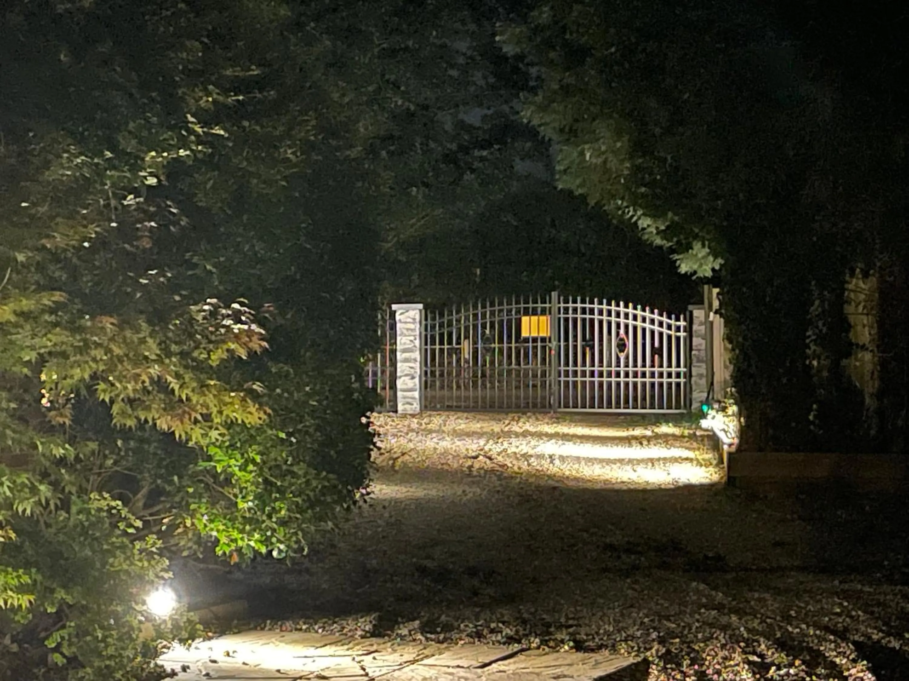 Property building in Da Vinci Guest House & Guest Parking, A Real Gem