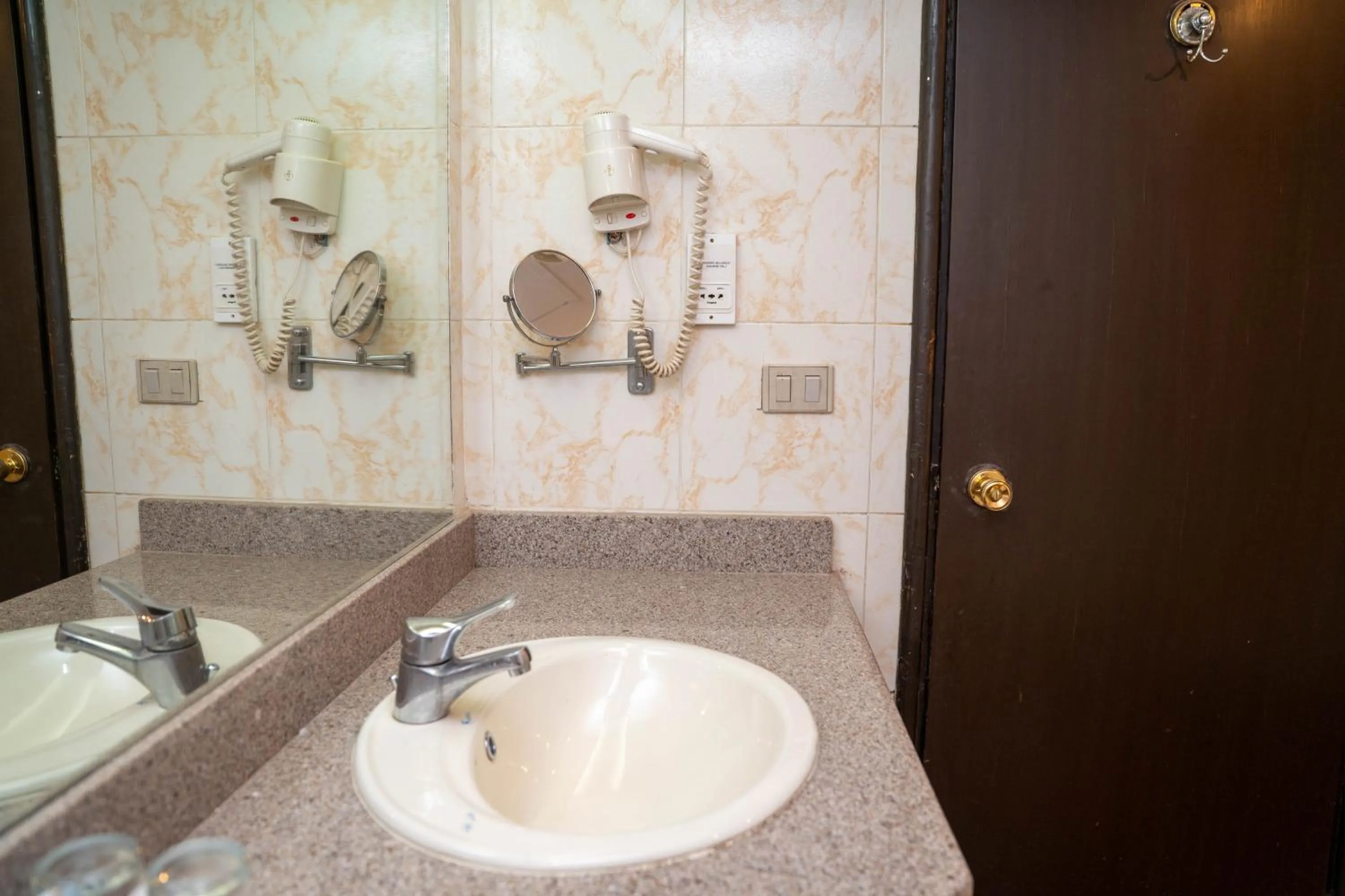 Bathroom in Pyramisa Island Hotel Aswan