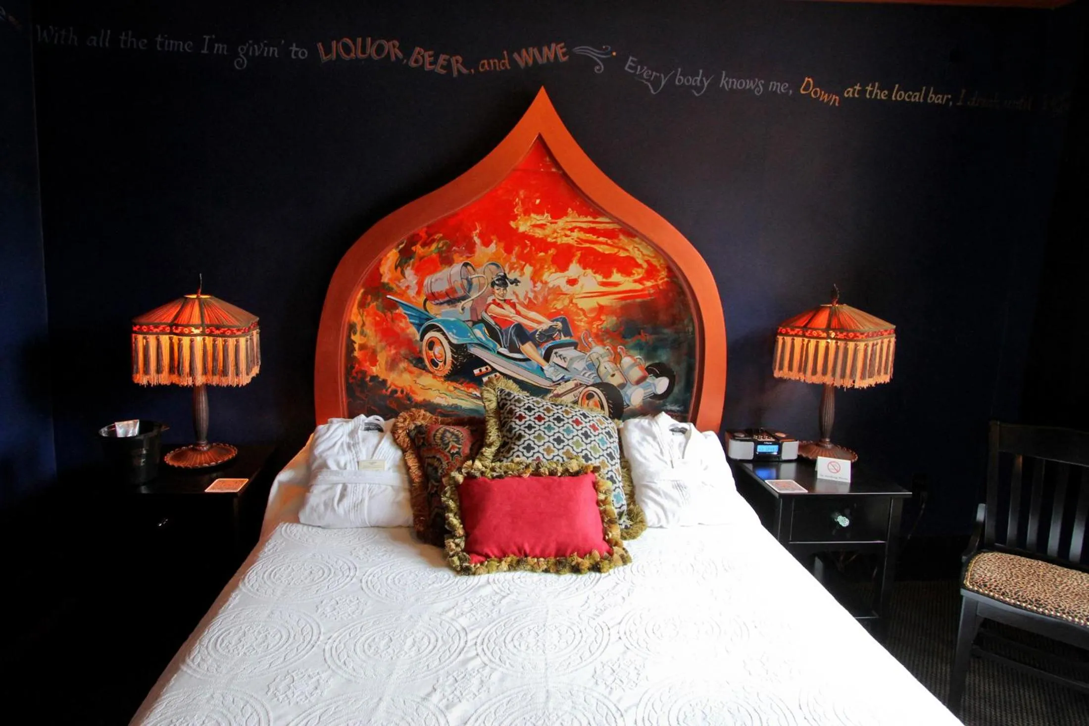 Bedroom, Bed in McMenamins Crystal Hotel