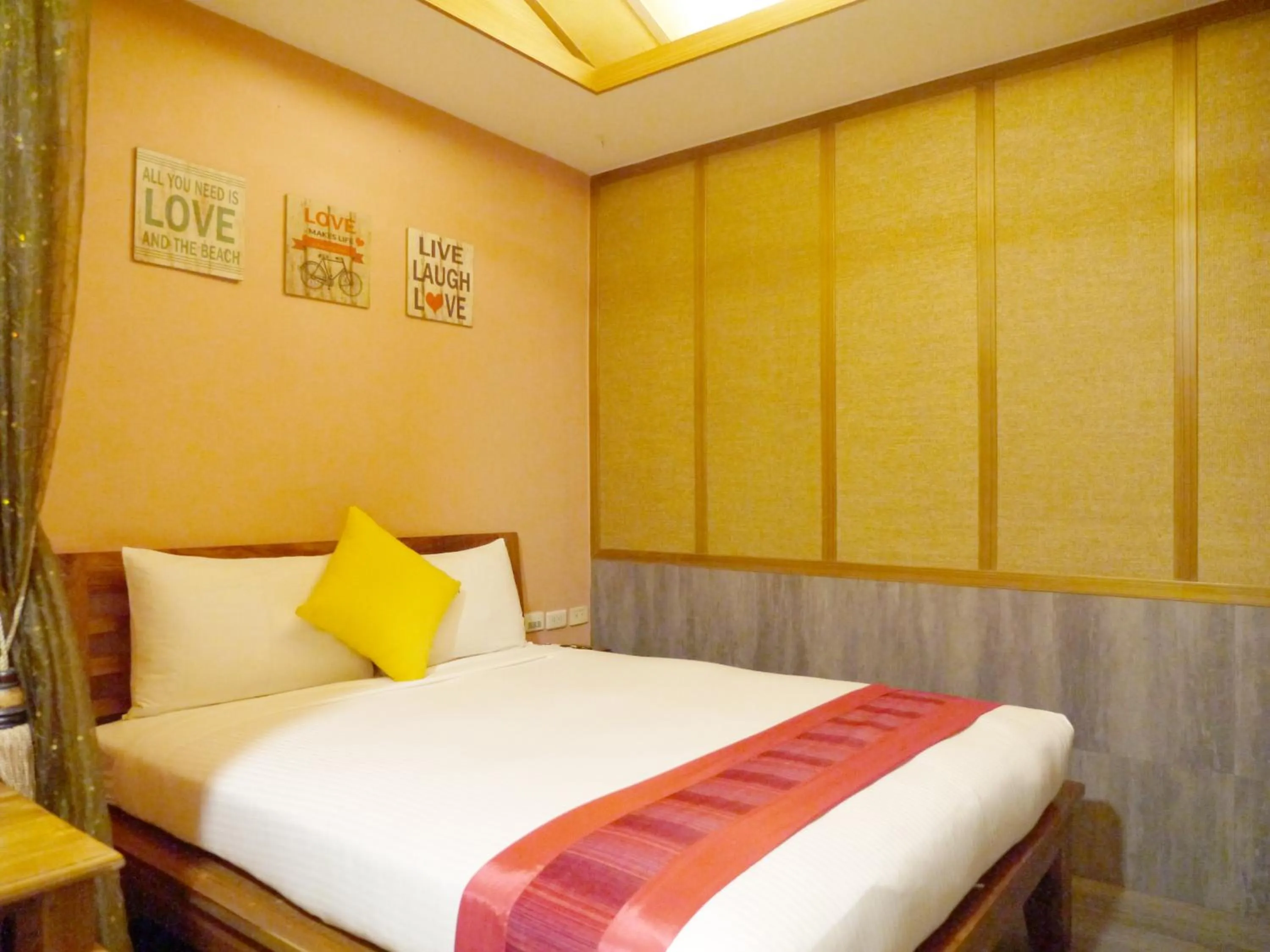Bed in Kenting Sin Sin Hotel