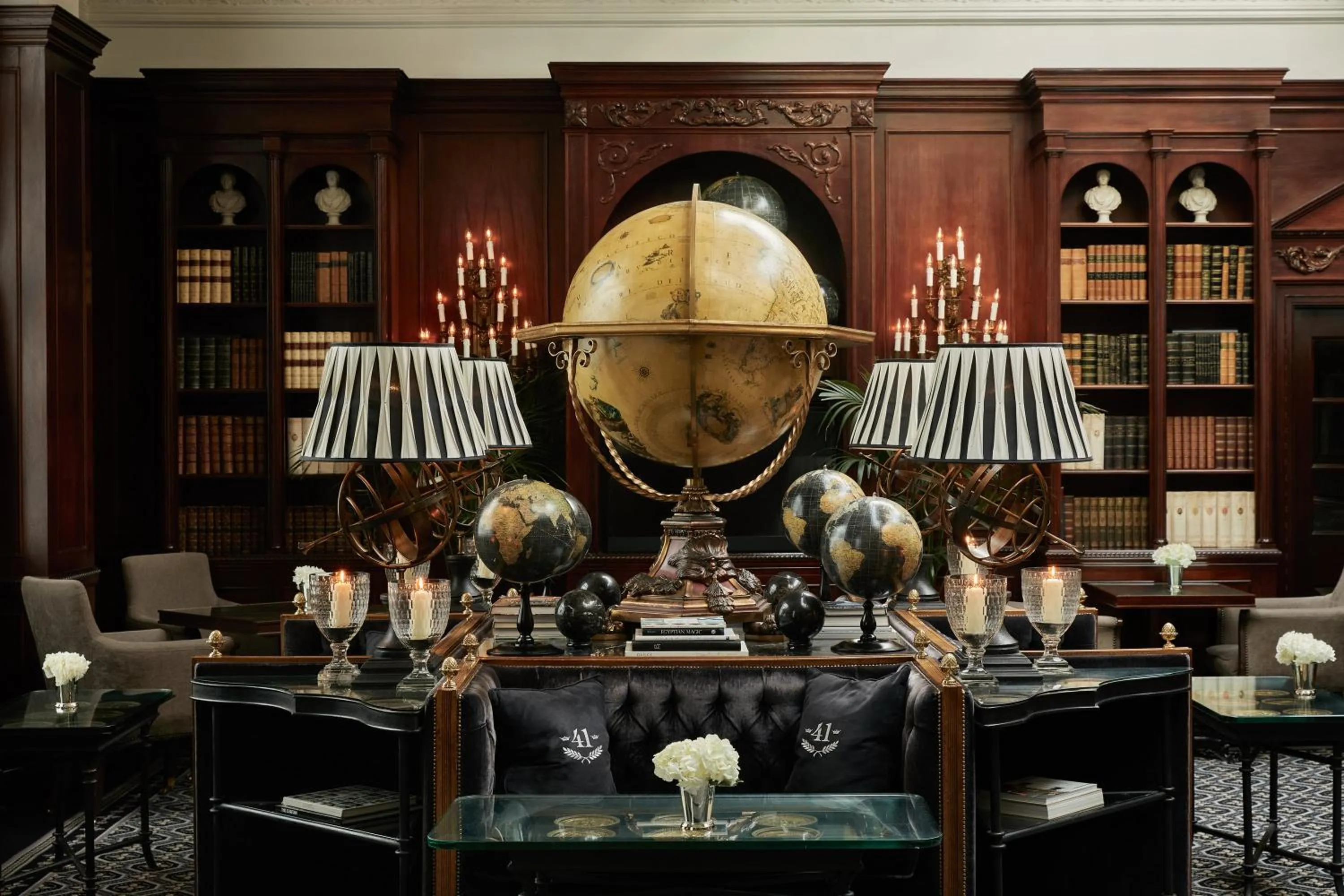 Decorative detail in 41